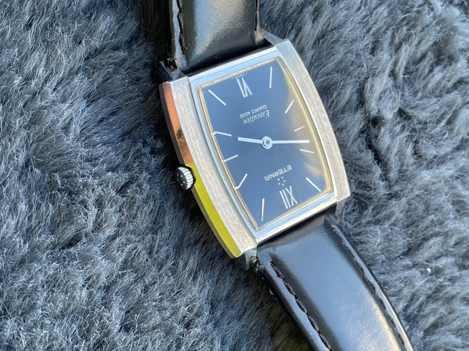 Eterna Executive Quartz 4000 Rectangular Black Dial ESA 940.111 32/40 mm