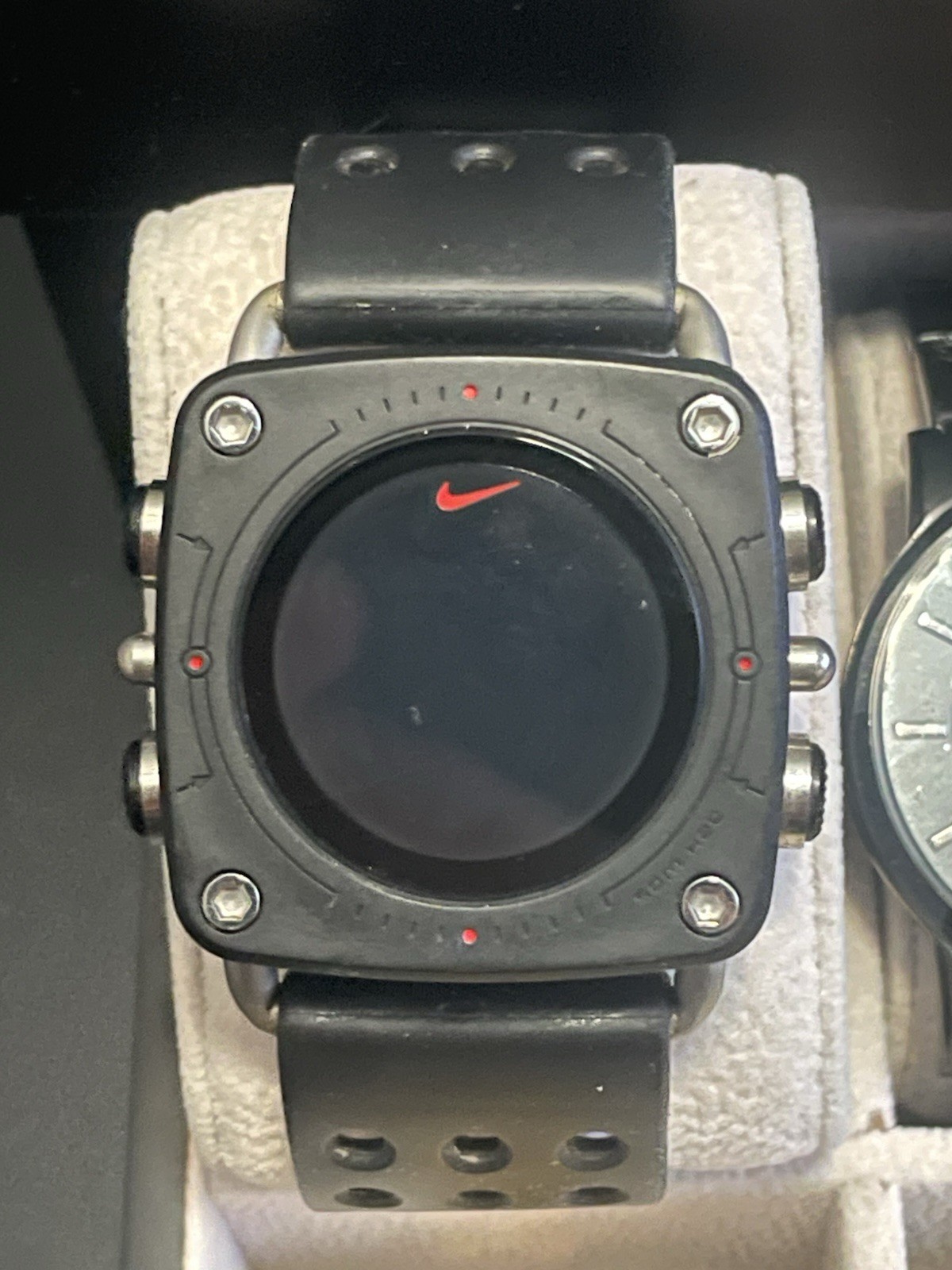 Nike WC0070 Digital Chronograph Quartz Sport Watch Black Polymer Strap 50m
