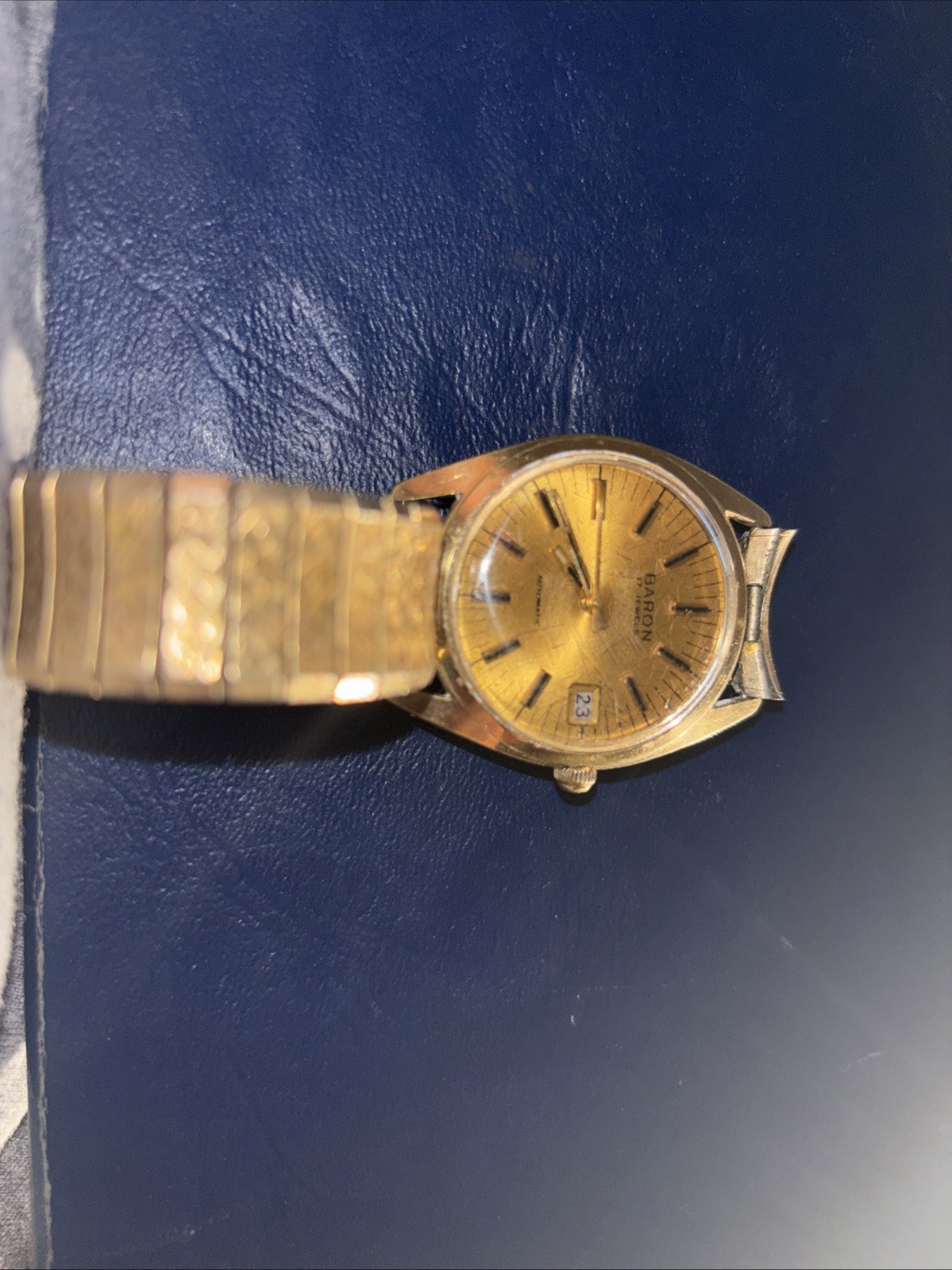 Baron 17J Men’s Vintage Automatic Watch