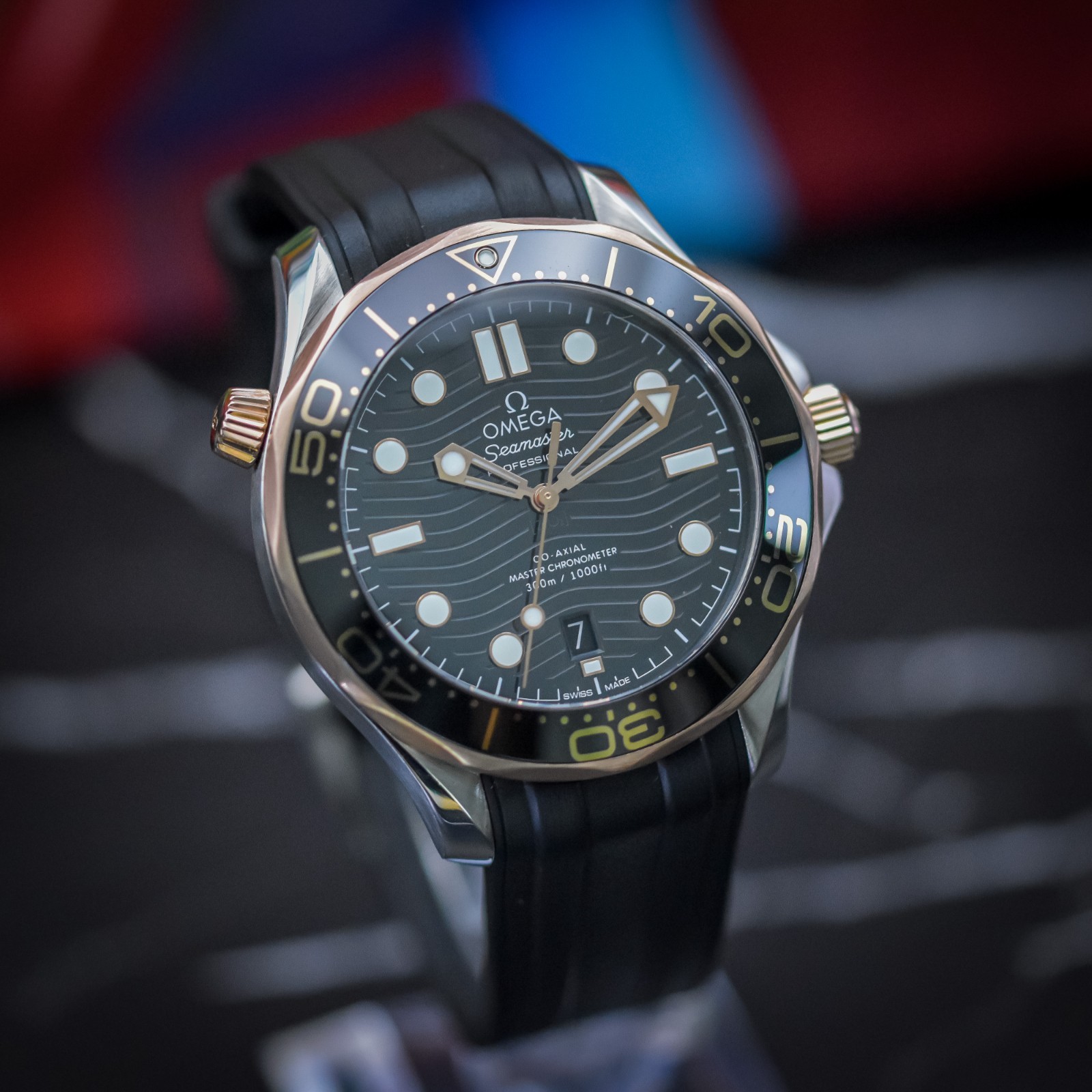 Omega Seamaster 300M Sedna Gold 210.22.42.20.01.002 -Full Set -12/2024- 42mm