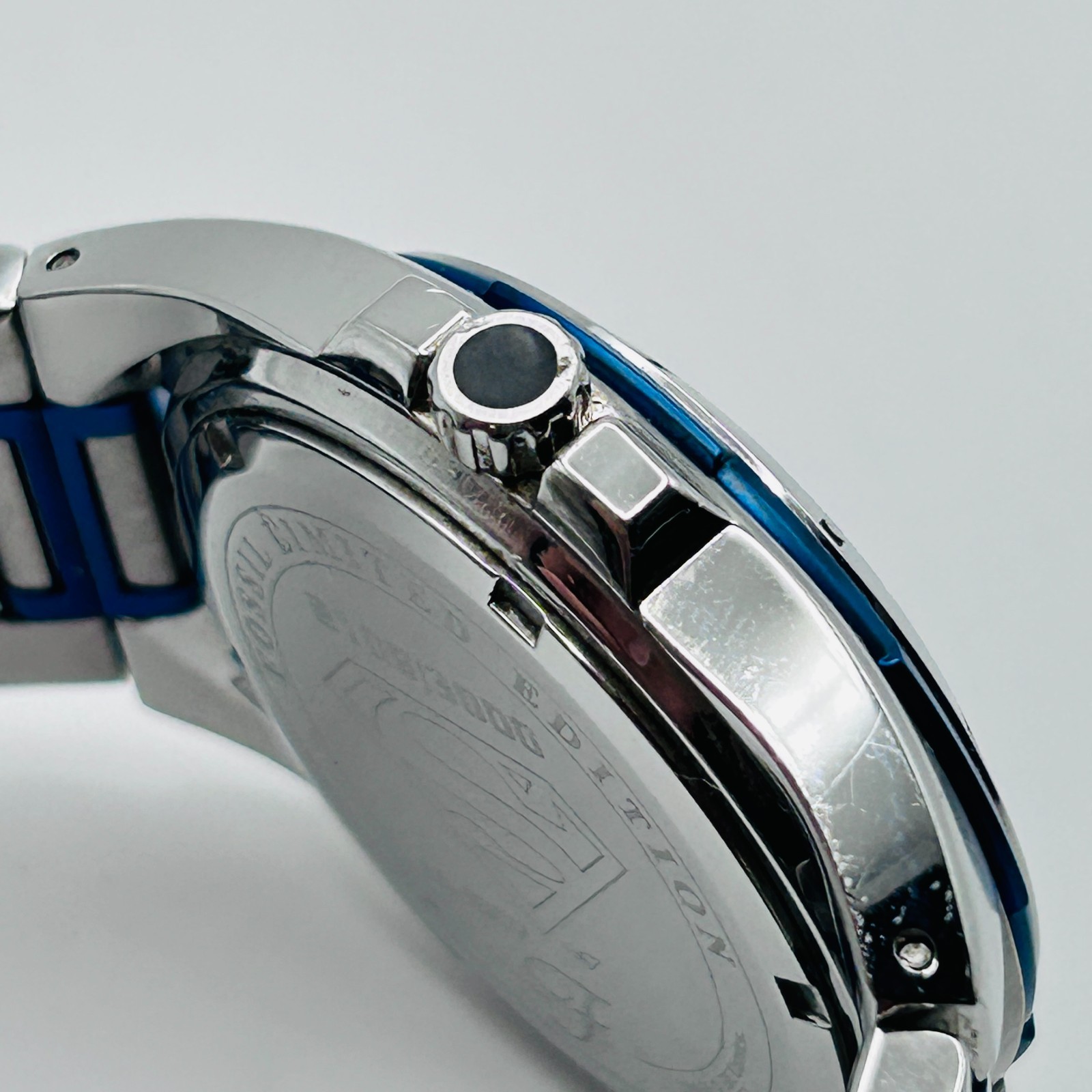 Fossil Superman Limited Edition LL-1007 2109/3000 Watch Blue/Red/Steel
