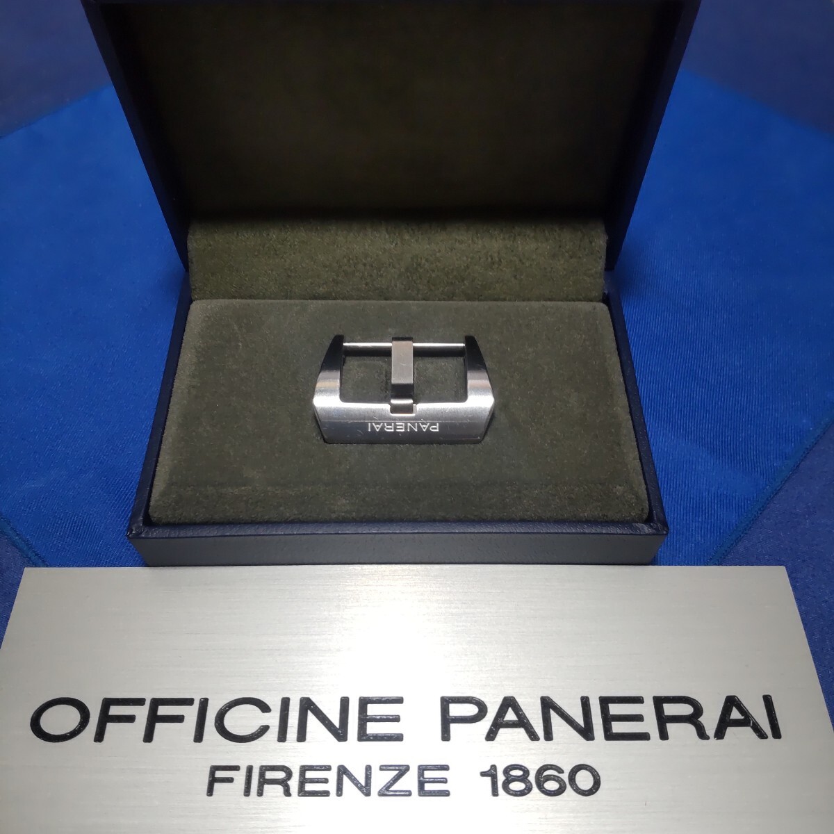 Panerai PAV00627 Satin Steel Triangular 22mm Buckle From Japan