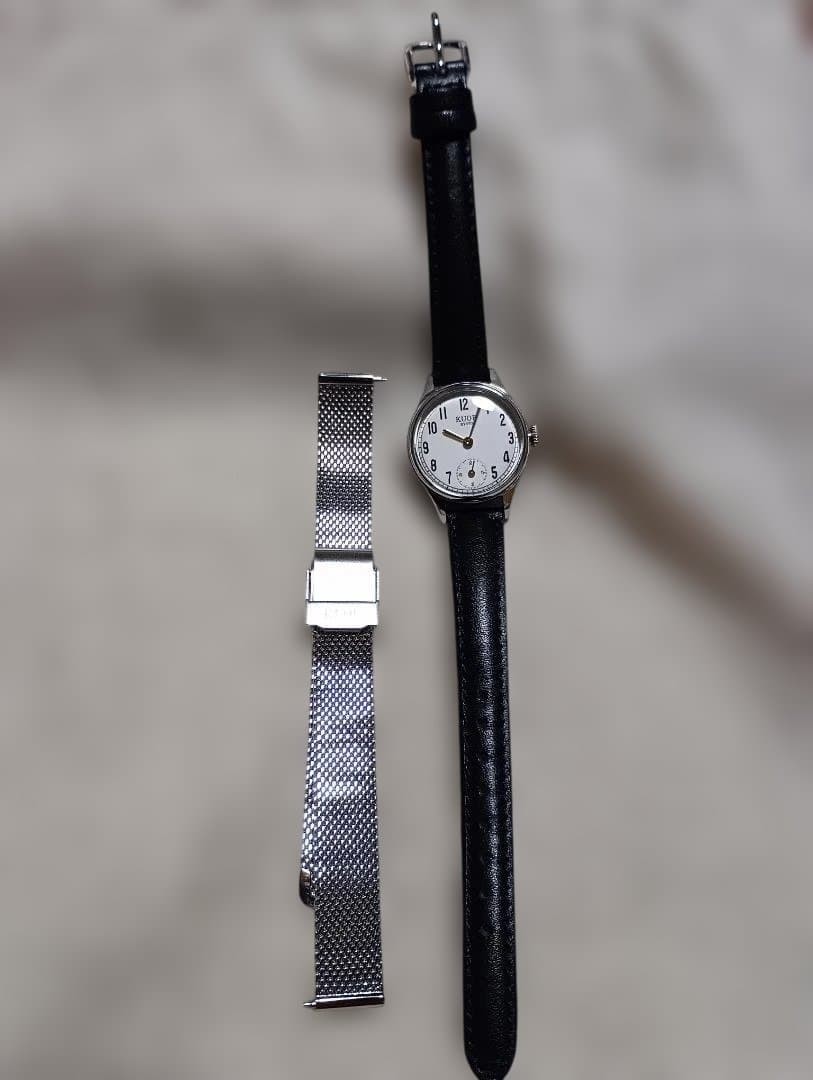 KUOE Kyoto Holborn 90-003 Quartz Watch White Dial Extra Milanese Strap Running
