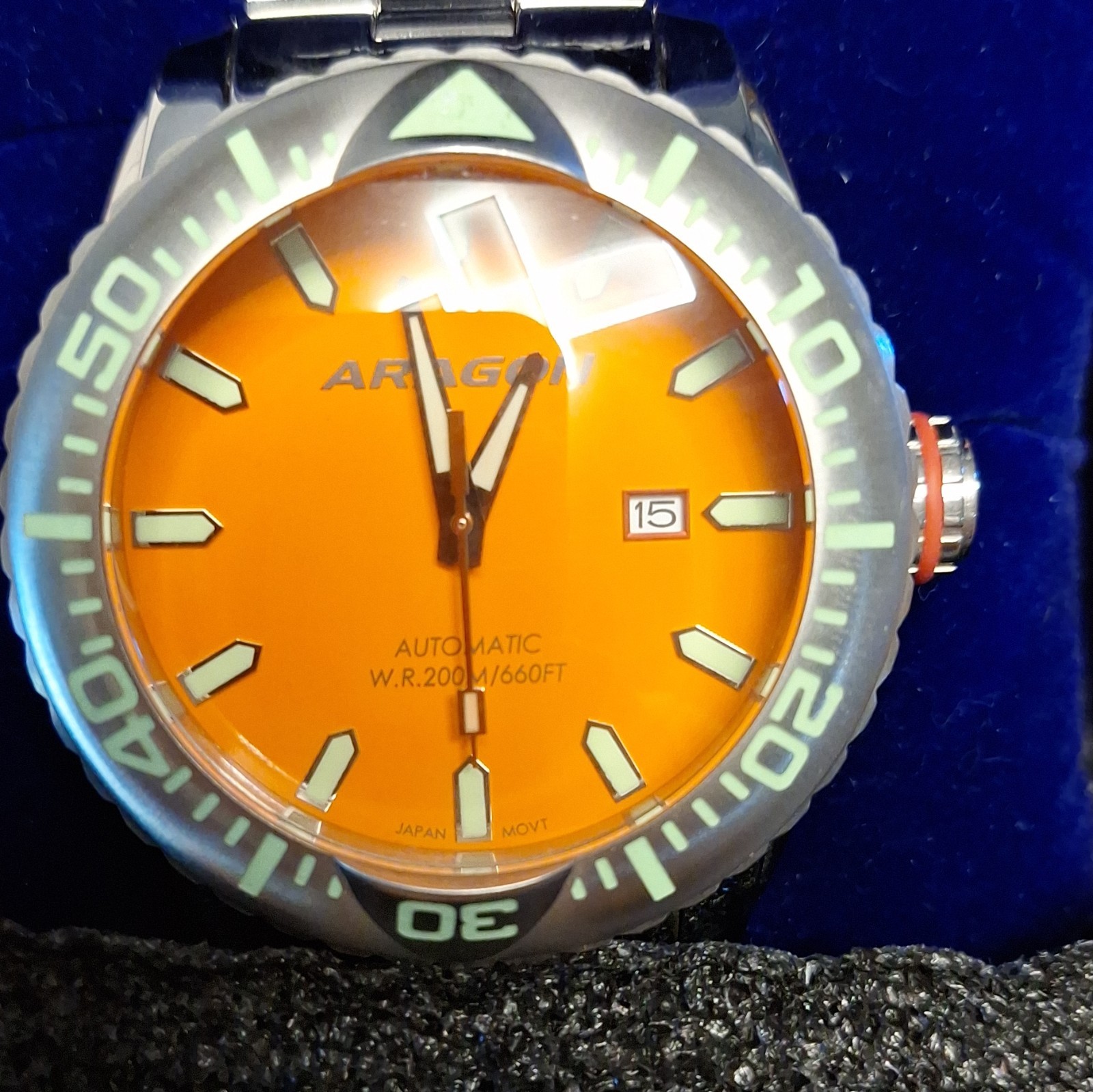 ARAGON Divemaster Automatic 200m Diver Orange Dial Date 50mm Steel Bracelet