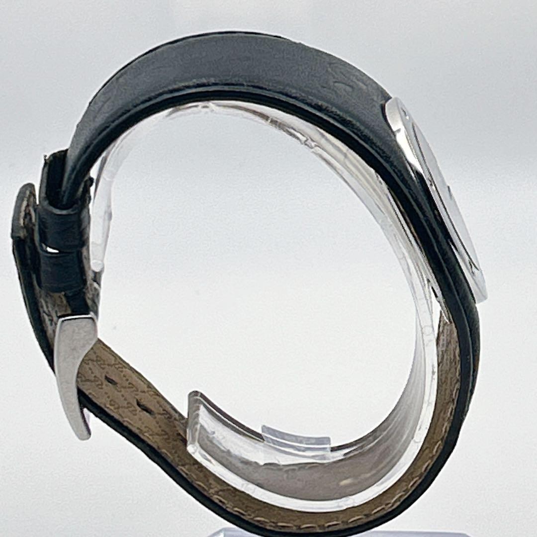 GUCCI 104 G Bangle Watch Stainless Leather Size 6.1-7.1in Black Dial Luxury