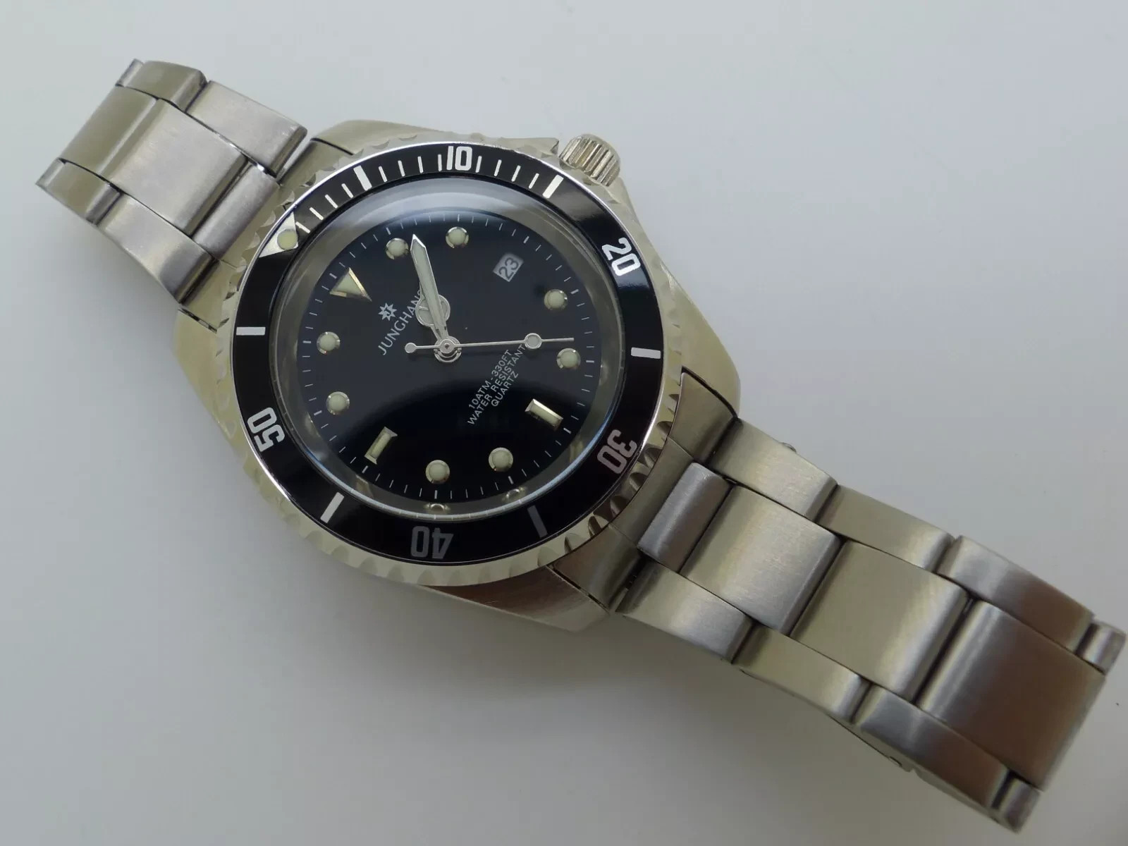Junghans Quartz Divers Watch Ref: 31/3030.44 from the Egana Goldpfeil period.