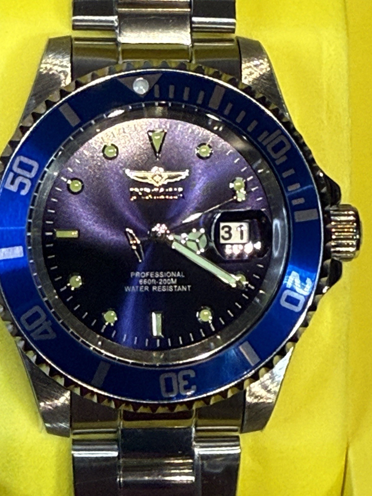 Invicta Pro Diver Men’s Quartz Blue – Purple Dial/Bezel SS Bracelet 200M