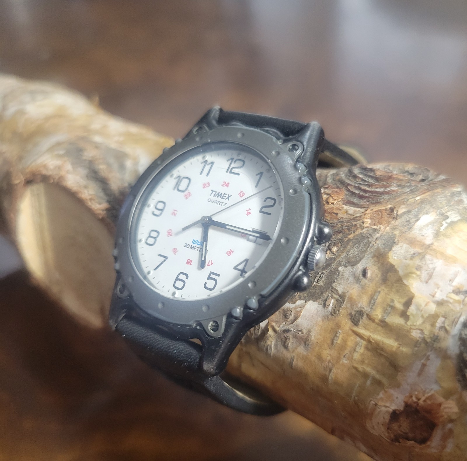 Timex Black Quartz 30 Meters Water Resistant Watch New Battery New Speidel Band