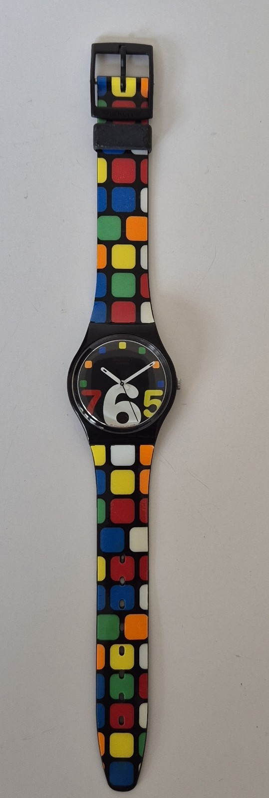 Swatch 33mm Cube Explosion GB231 Quartz Strap Watch 2006