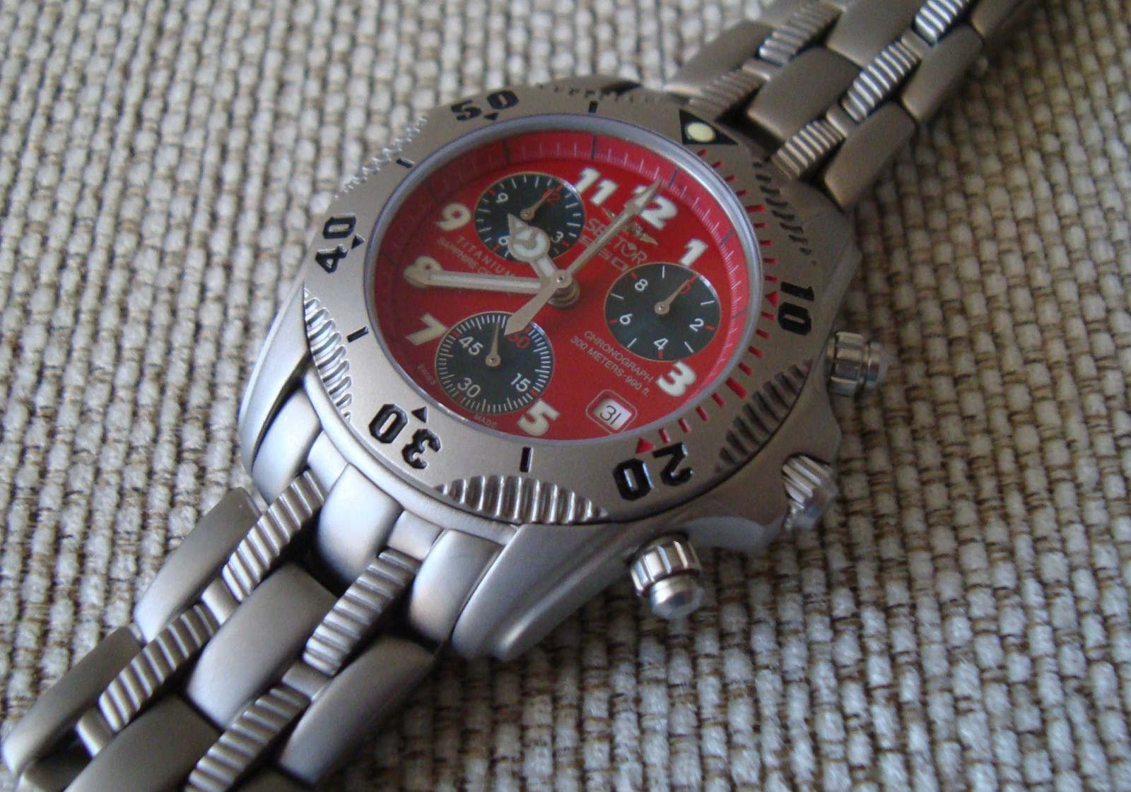 Sector 950 titanium Swiss chronograph, 261.262, rare red panda version, full set