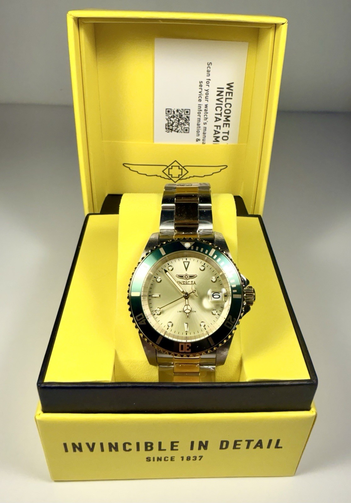 47395 Invicta Pro Diver Navarch Automatic (NH35-A) Men’s 40mm Gold Steel Watch