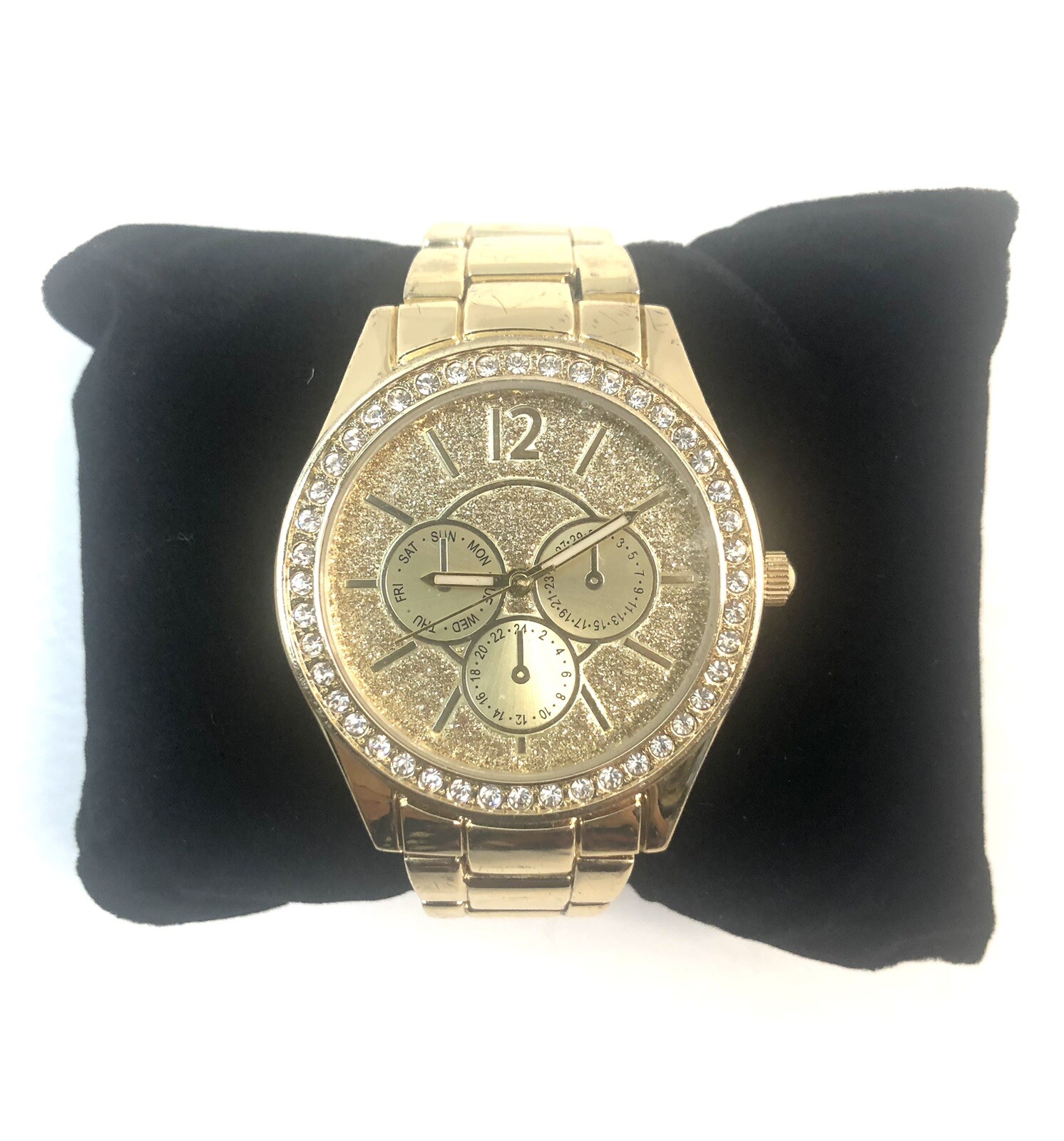 Claire’s Women’s Watch Gold Tone Bracelet Link Band New Battery