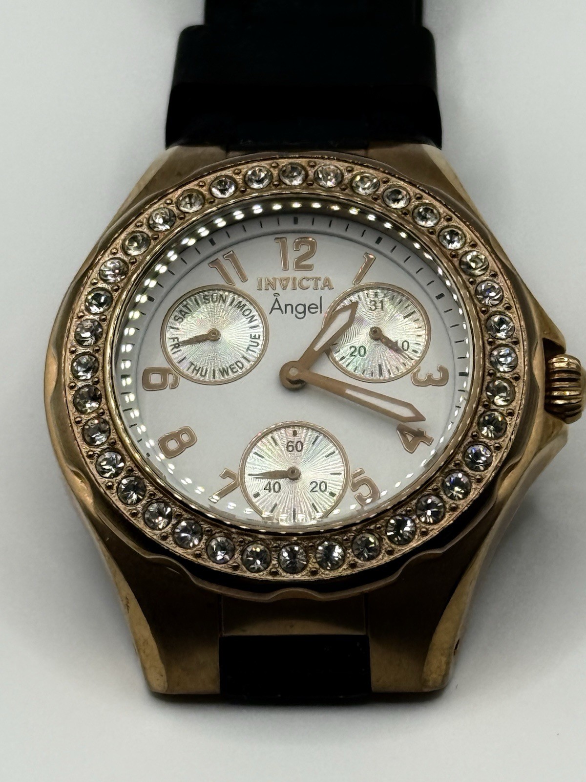 Invicta Angel Model 1645 Women’s Gold Tone Watch. White Dial. Silicone Band.
