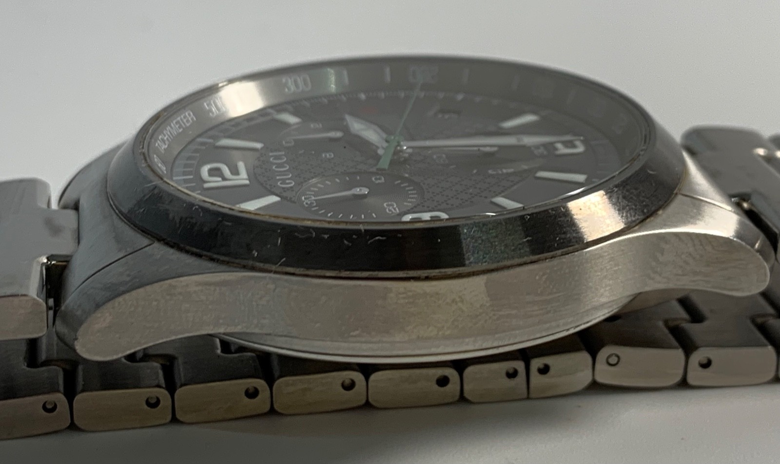 GUCCI G Timeless Chrono Chronograph Men’s Quartz Watch Grey 126.2 – Runs!