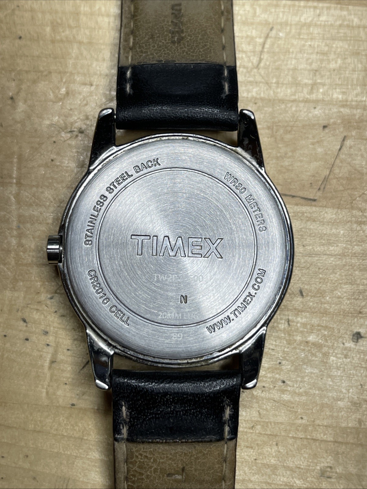 Timex CR 2016 Cell Indiglo Analog Quartz WR 30 Meters Leather Band Working