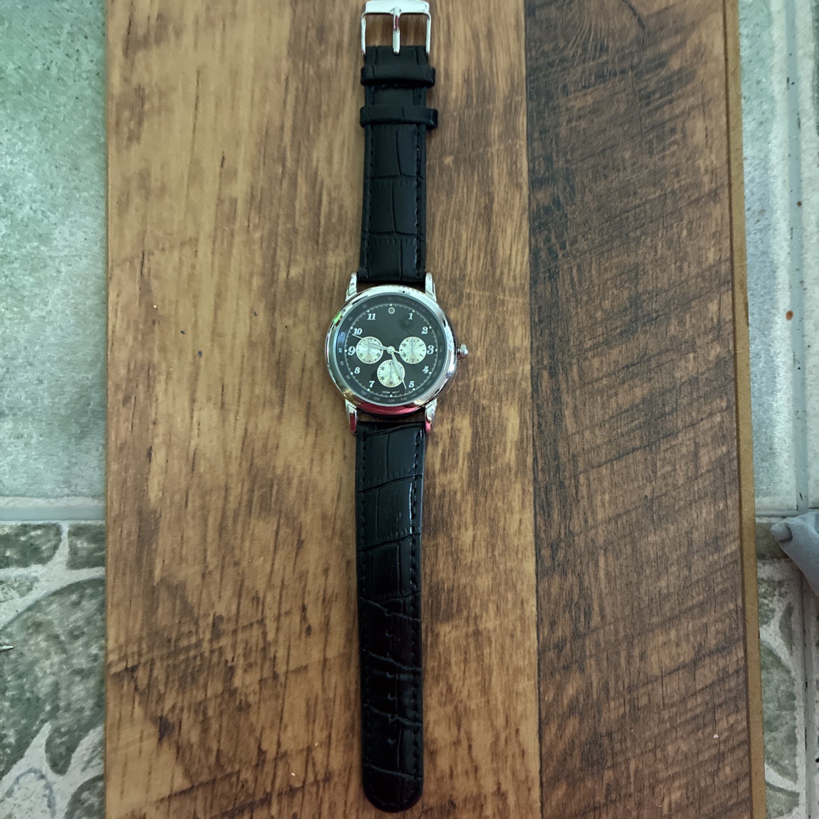 Men’s Black Leather Black Dial Quartz Genuine Wrist Watch New Battery 9.5”