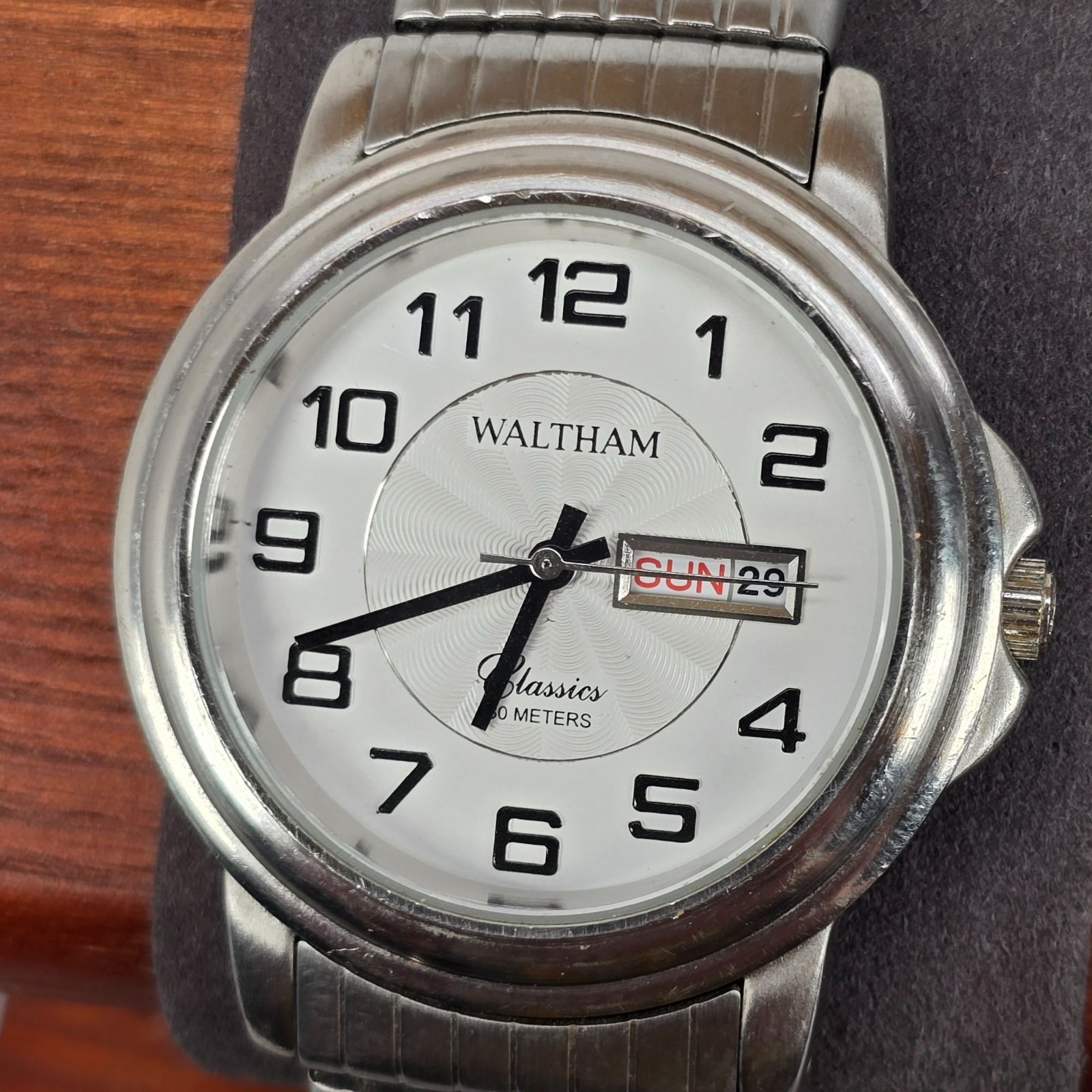 Waltham Classics 30 Meter WAM004 Mens Stainless Steel Wrist Watch W/ Day/Date