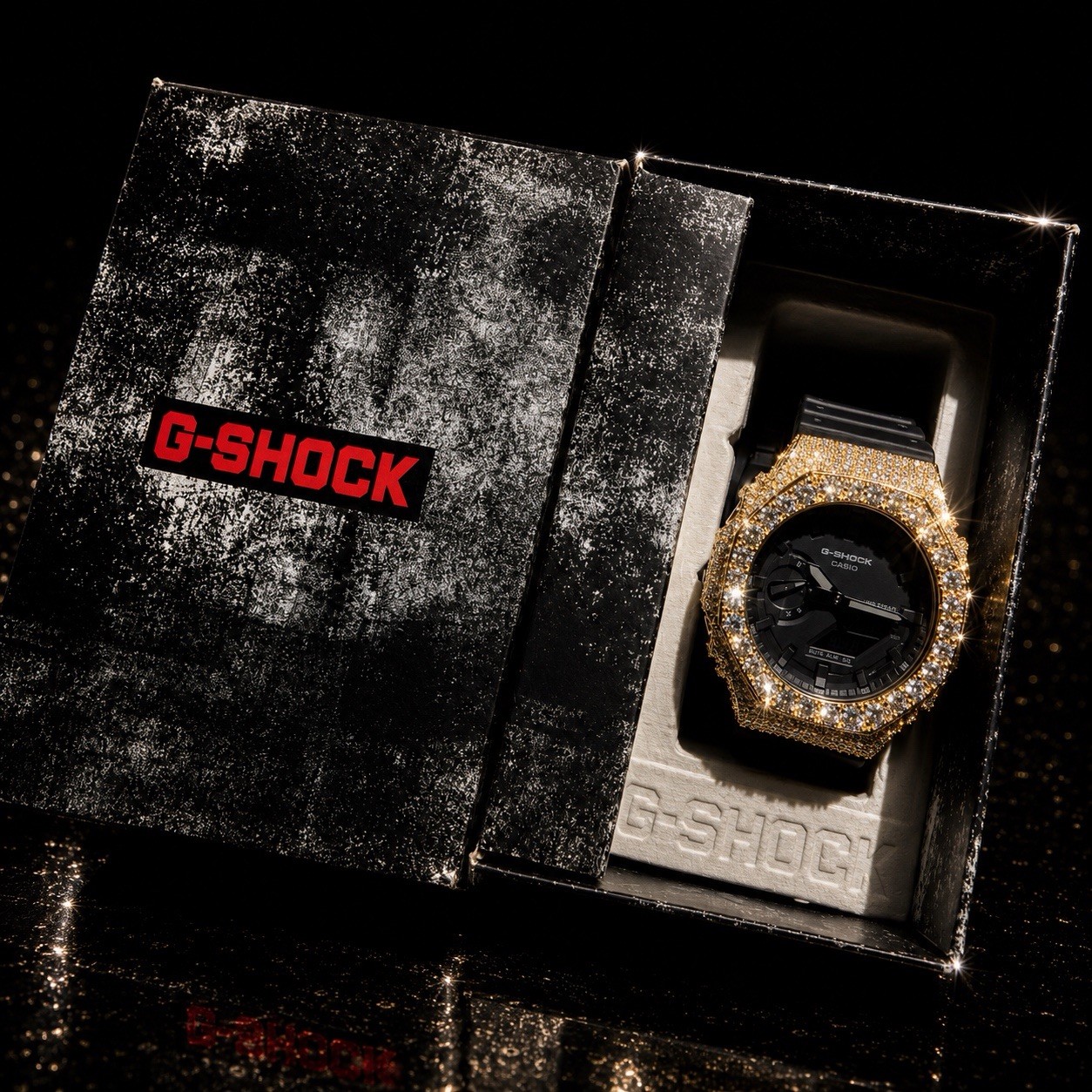 Casio G-shock bizel Moissanite- GA21001A1