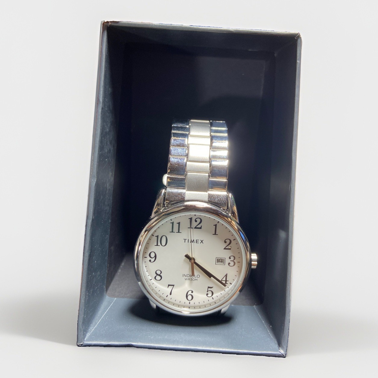 Timex TW2R58400, Easy Reader, Men’s, Silvertone Expansion Watch, Indiglo, Date.
