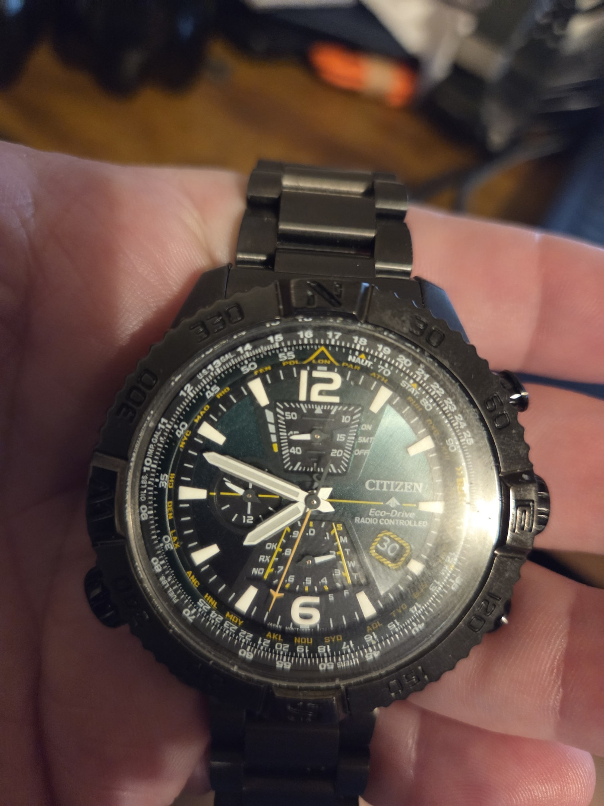 Citizen H804-S126789-Eco-Drive Radio controlled Saphhire mens watch