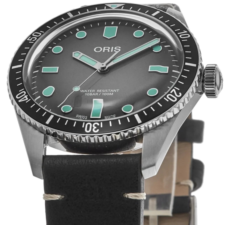 New Oris Divers Sixty-Five Automatic Men’s Watch 01 733 7707 4053-07 5 20 89