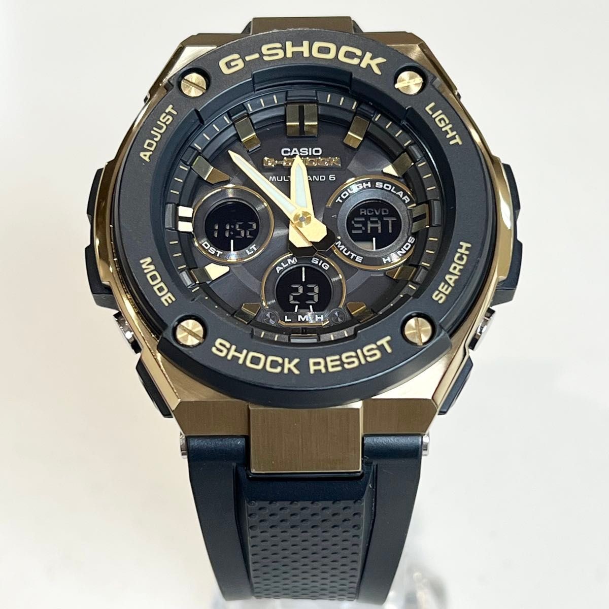 Excellent condition CASIO G SHOCK GST W100G Radio Solar Men s Watch G STEEL