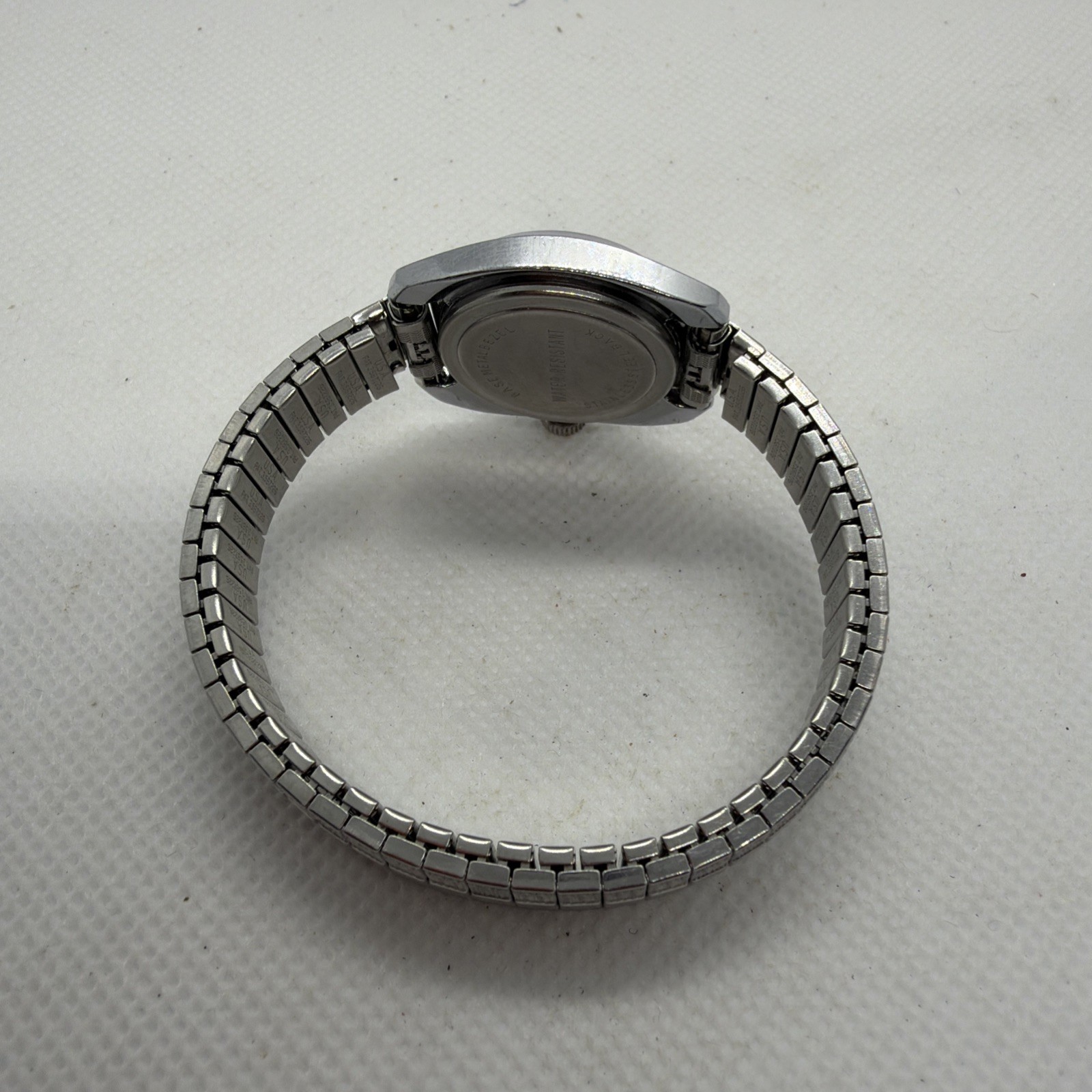 Timex UFO Mechanical Handwind Silver Ladies Watch Vintage 1970s – Clean