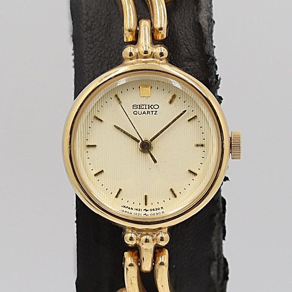 Working Seiko Bracelet BSN874 Gold Round Ivory QZ Ladies Watch NSY14508ABC 200