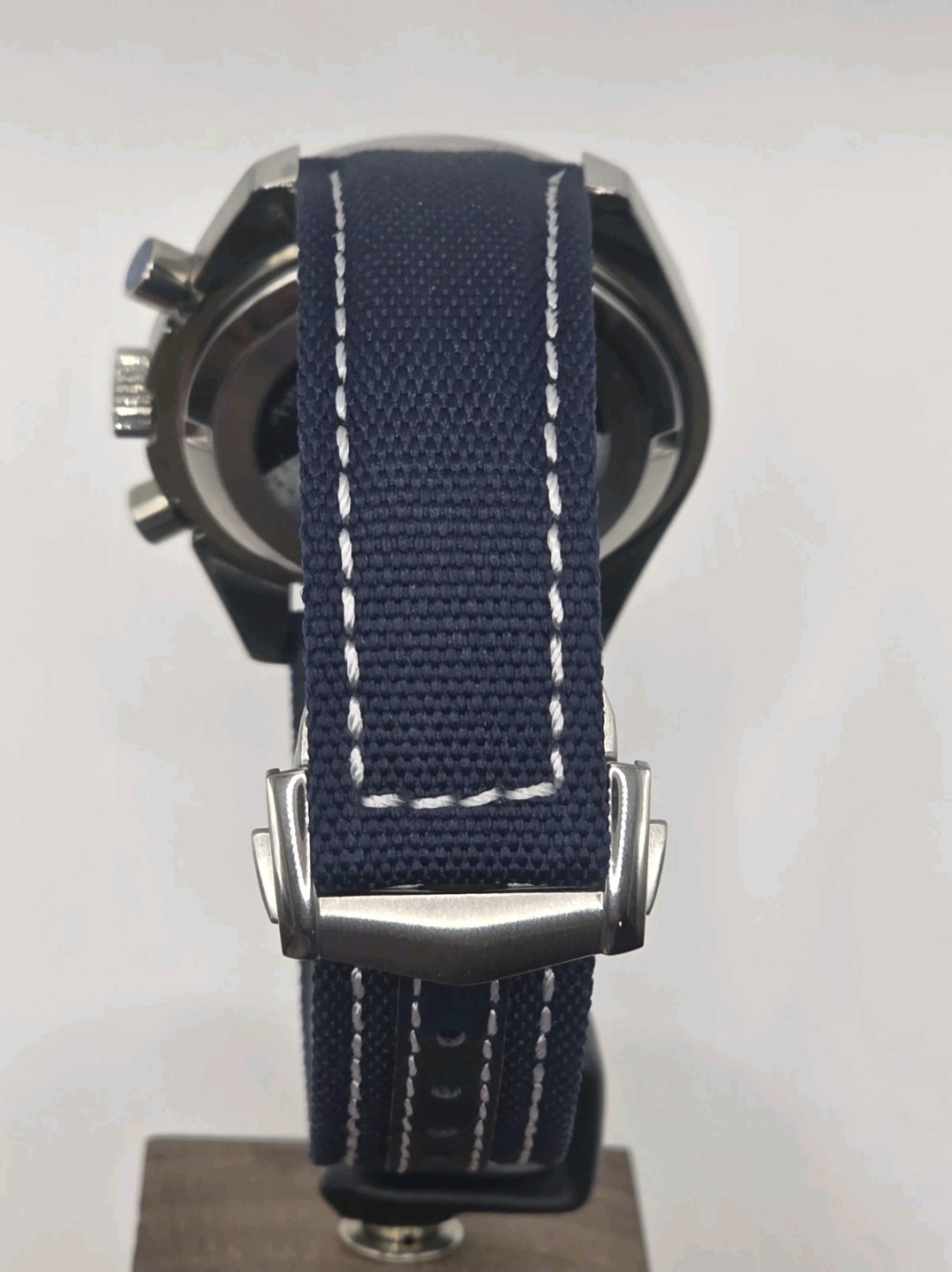 Swatch Bioceramic MoonSwatch Mission TO THE SNOOPY MOON PHASE