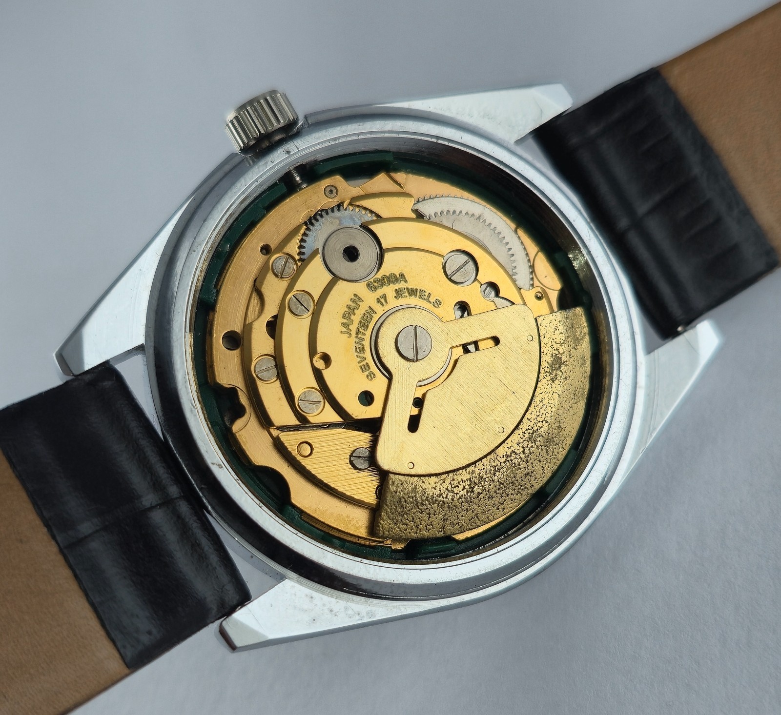 Refurbished Seiko 5 Automatic Green Dial with Day/Date Men’s Watch | 17 Jewels