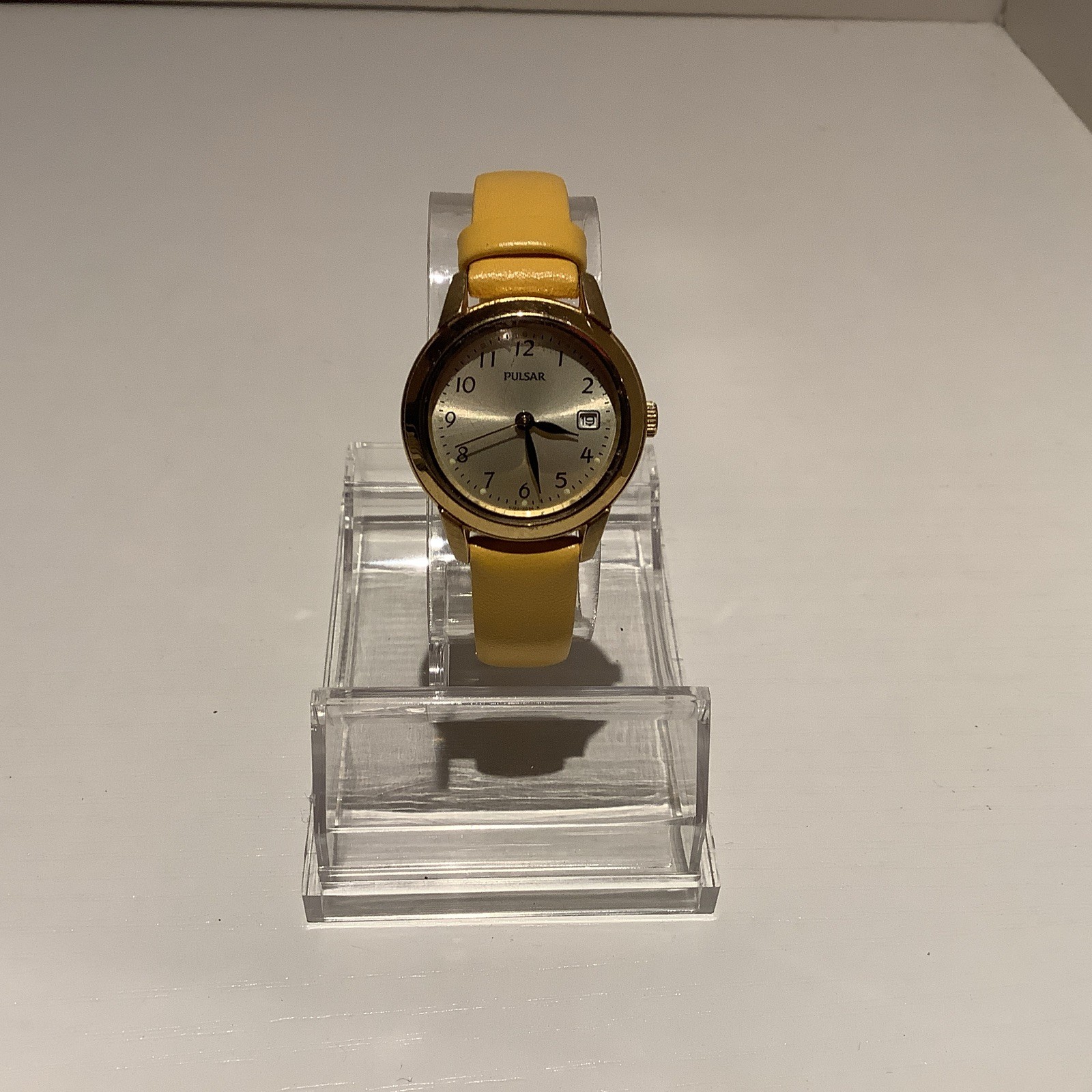 Pulsar VJ22-X042 Vintage Ladies Quartz Watch Japanese Movement Working
