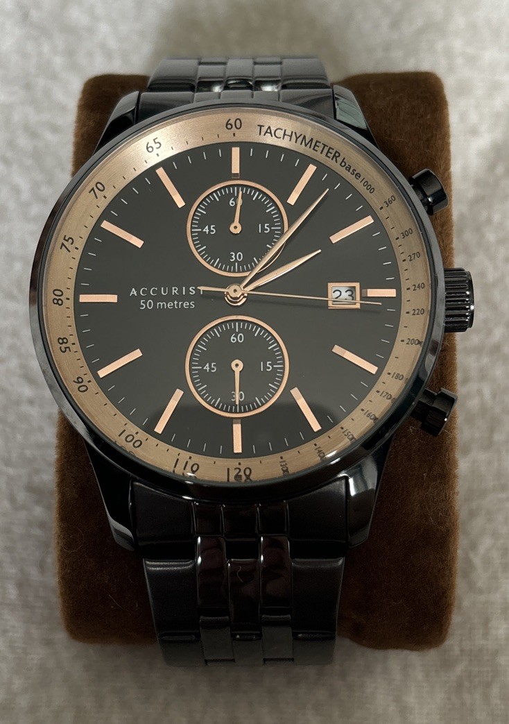 Accurist 7341, 44mm Men’s Chronograph. Worn once. Immaculate Condition. With Box