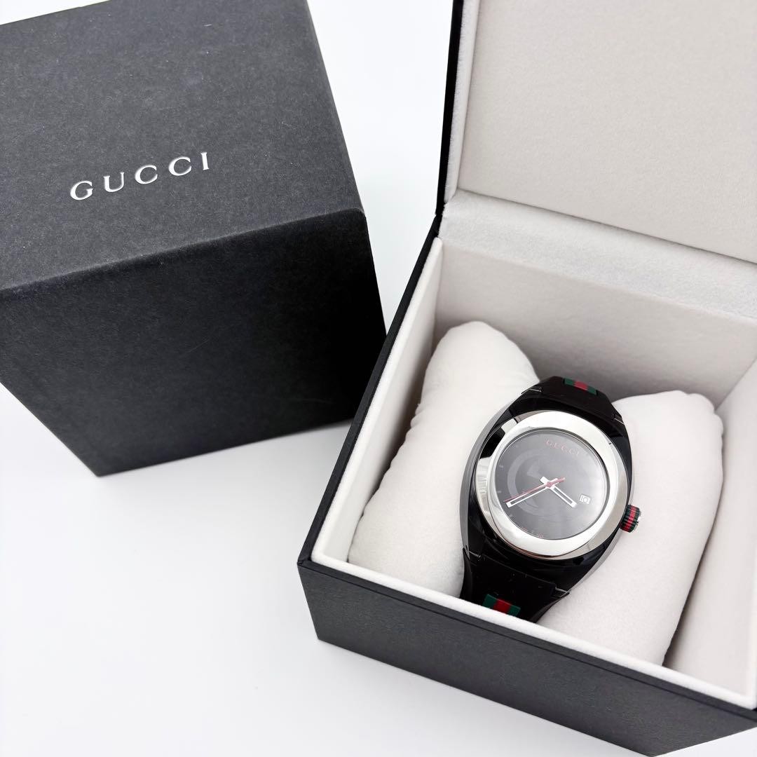 Unused Gucci sink interlocking G rubber YA137101
