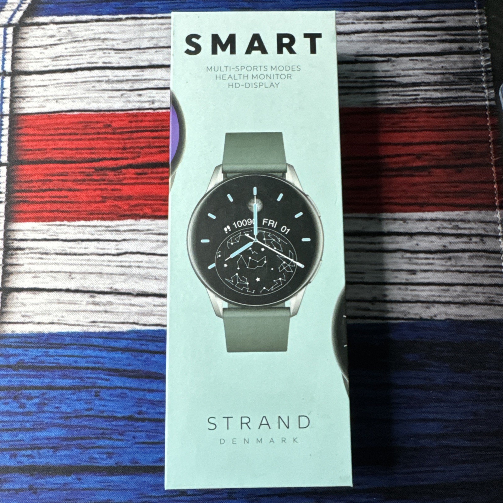 Strand Denmark Smart Watch Green Silcone Strap – Heart Rate, Steps, Water Resis