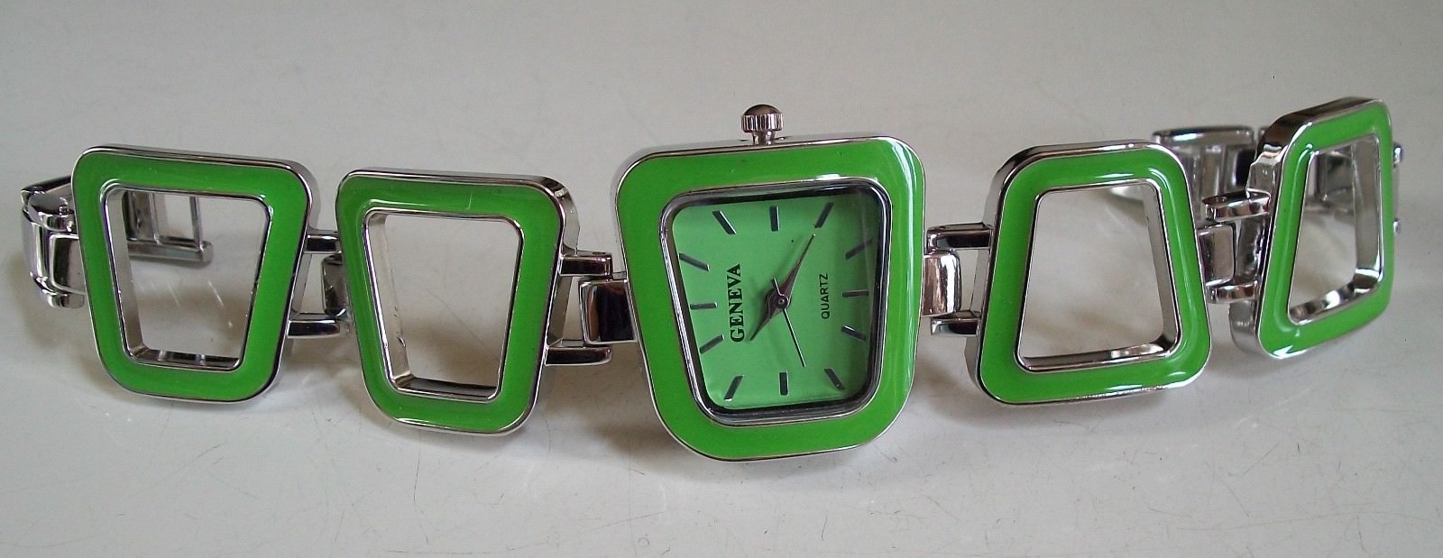 Woman cool candy colors purple, pink, blue, red, green fashion casual watches