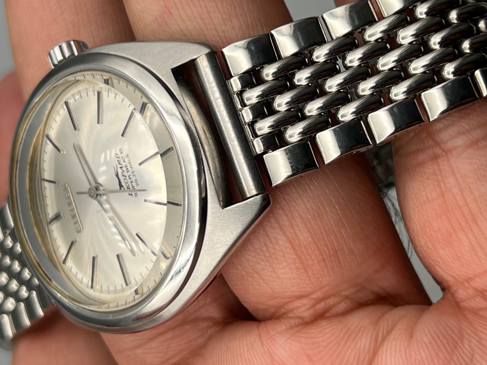 citizen automatic leopard super beat 8 silver colour dial for mans