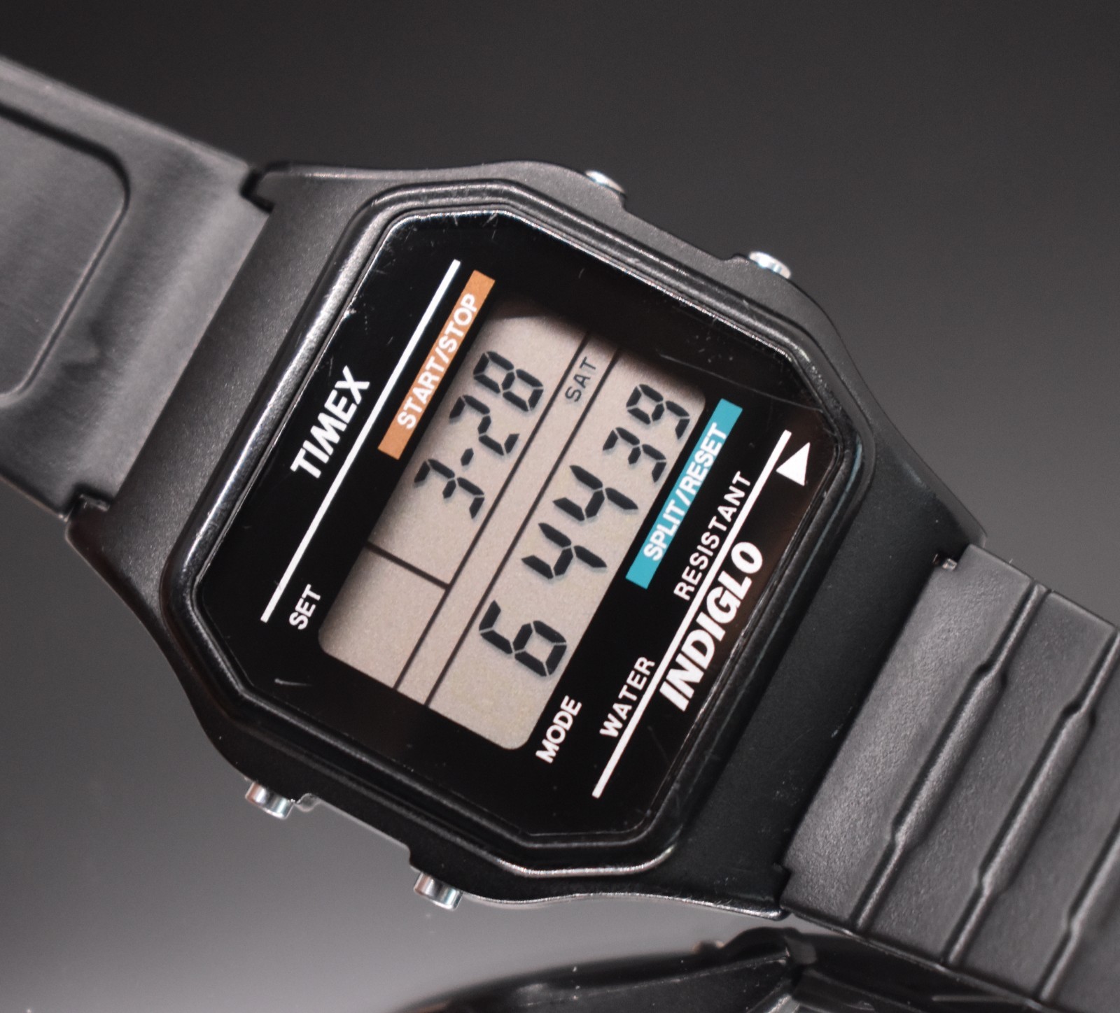 Vtg 1997 TIMEX INDIGLO Digital Watch Chrono Alarm Retro 90s Classic NEW BATTERY