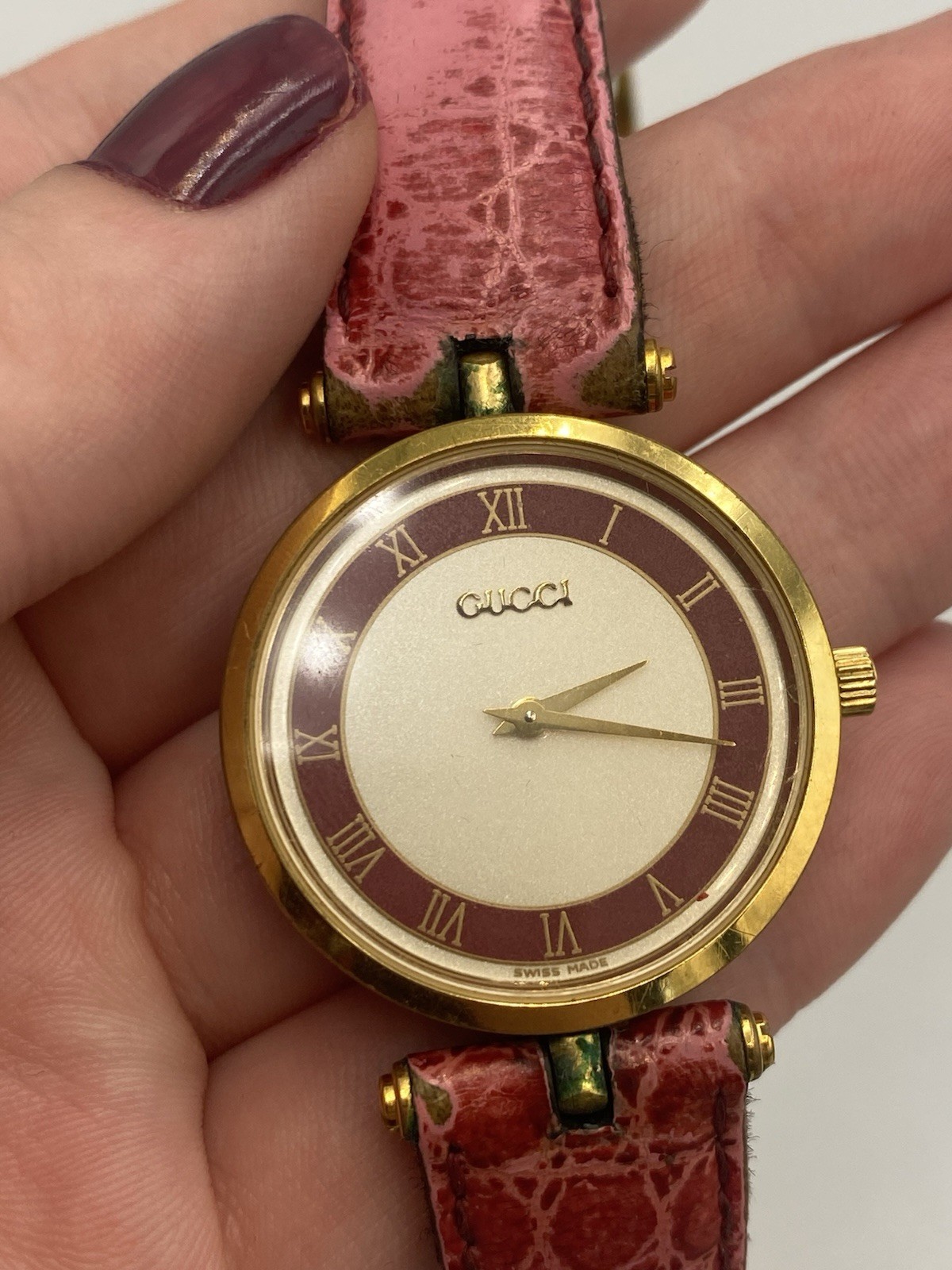 GUCCI 2000m Watch Vintage Swiss Quartz Gold Plated Working Order WELL WORN