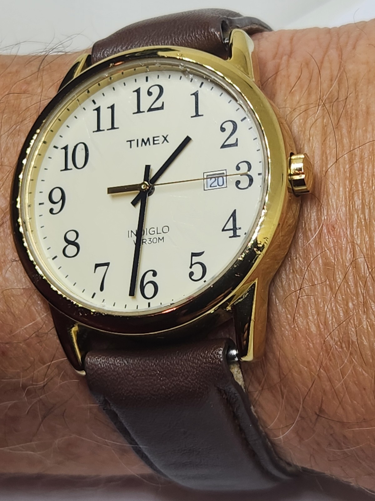 Timex Easy Reader Cream Dial Men’s Watch – TW2P75800 Really Good Condition