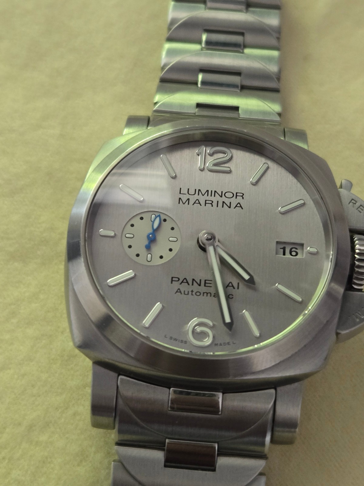 Pre-owned Panerai Luminor 1950 Automatic 42mm – Silver Dial – PAM00977 Good Cond