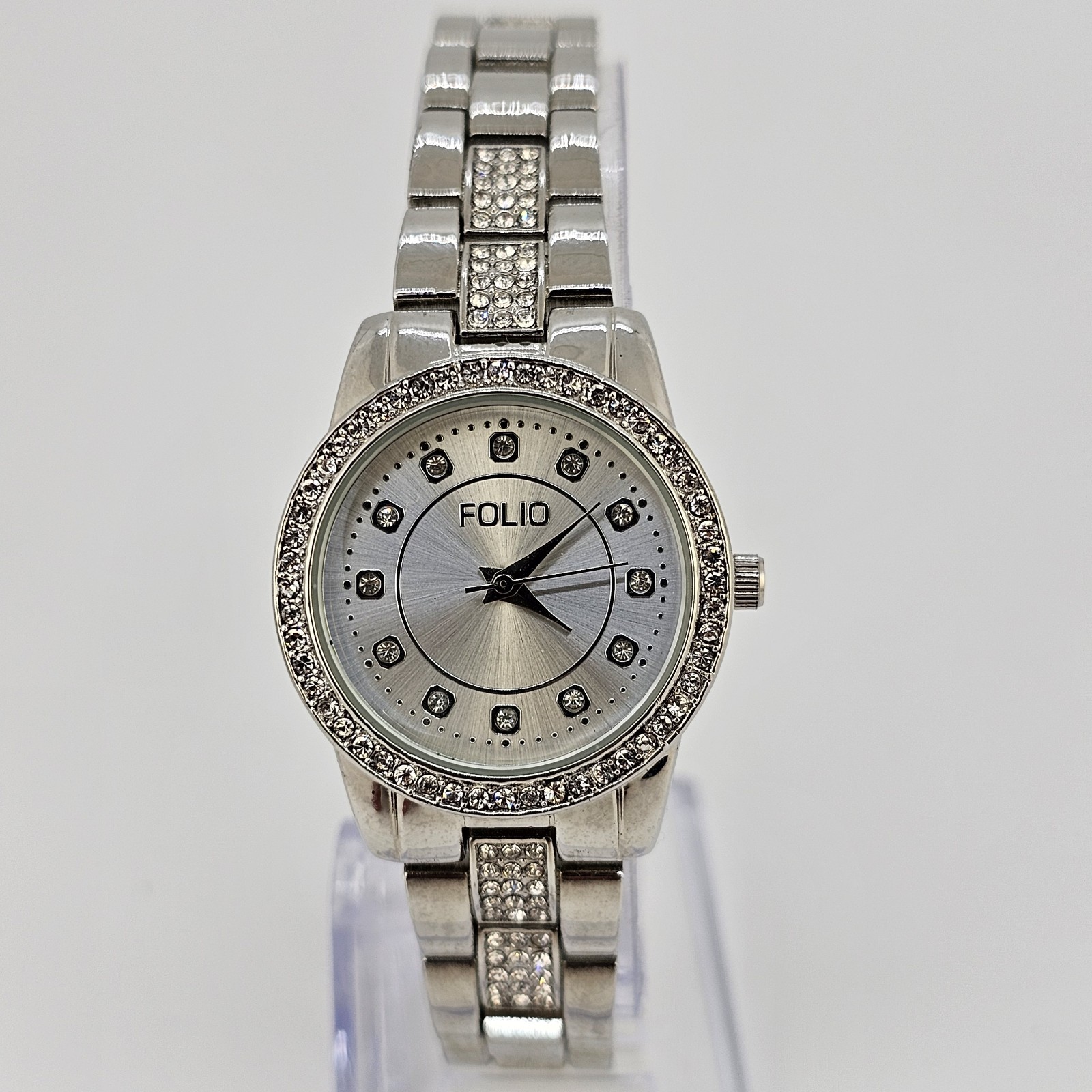 28MM Women’s Watch Gray Dial Gray Bracelet Band 7″ New Battery