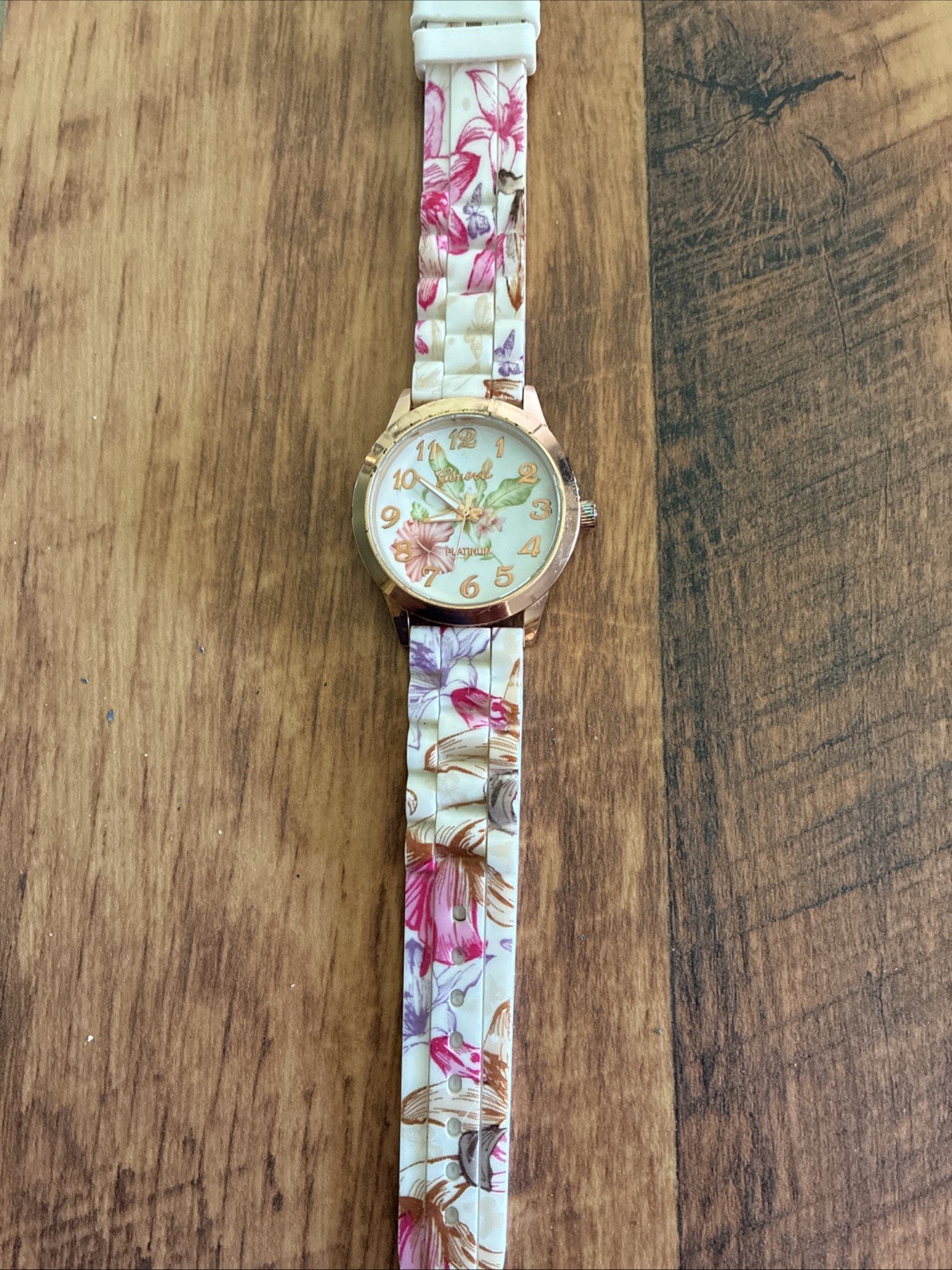 Women’s Geneva Round Rose Gold Tone Floral Dial Silicone Band New Batt 9.5”