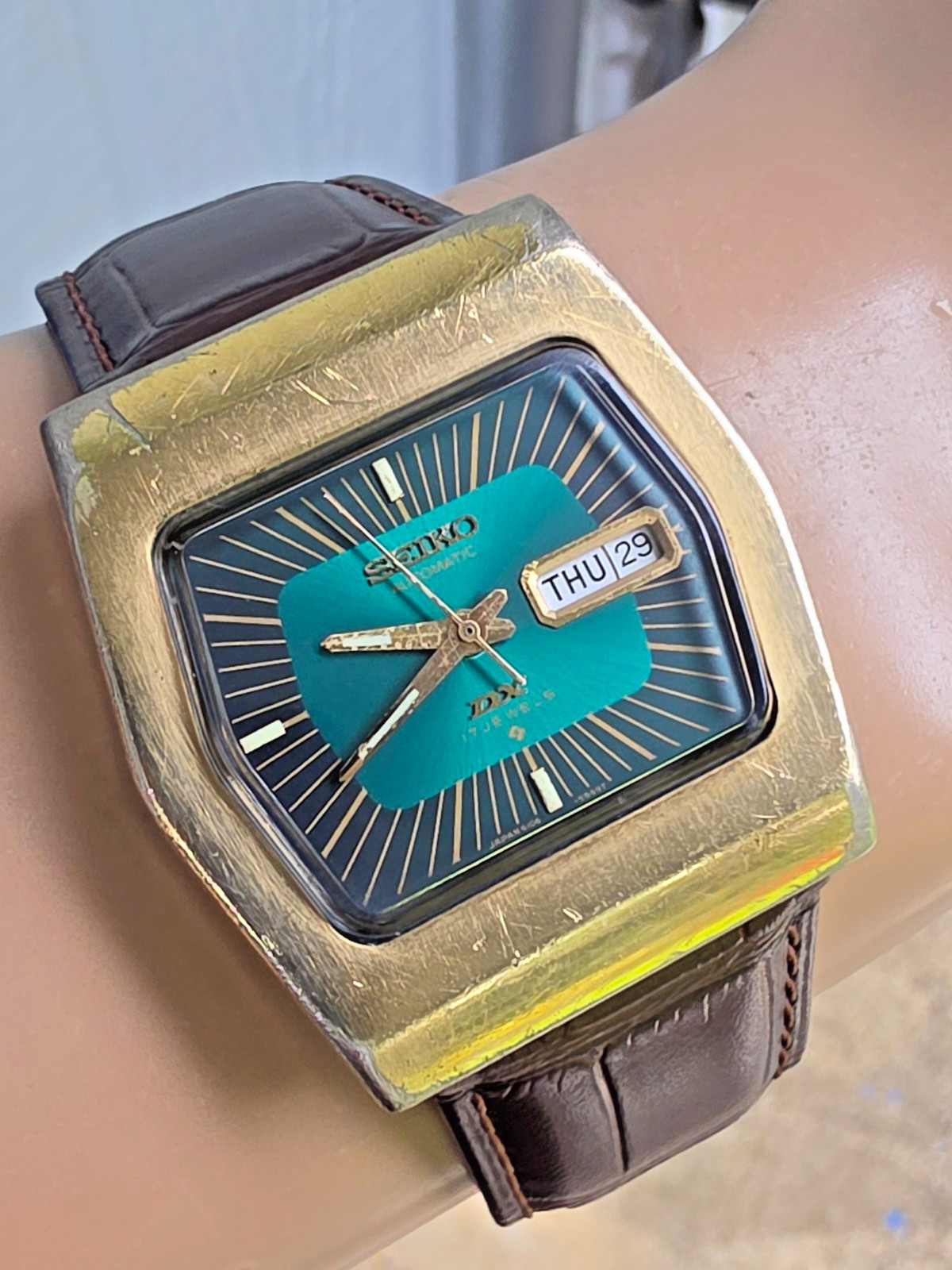 Vintage SEIKO DX 6106-5499 men’s automatic watch day/date TV September 1972