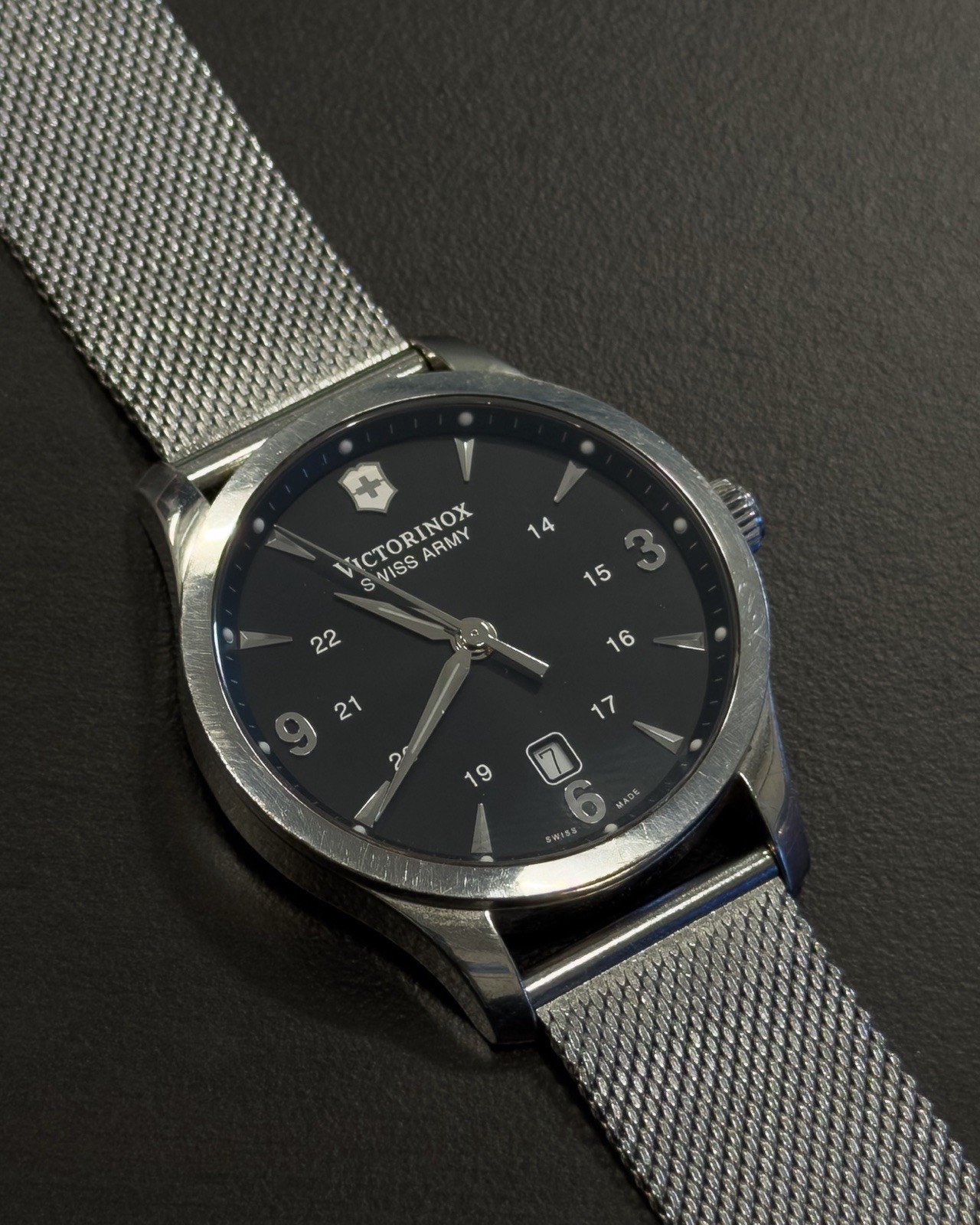 Victorinox Swiss Army Alliance Watch – Model 241474 – Stainless Steel
