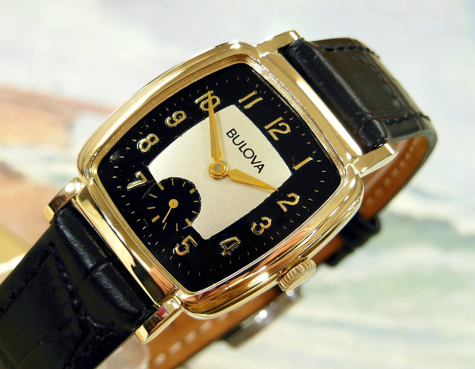 1961 Vintage BULOVA, Stunning BLACK SILVER Dial, Serviced & Warranty