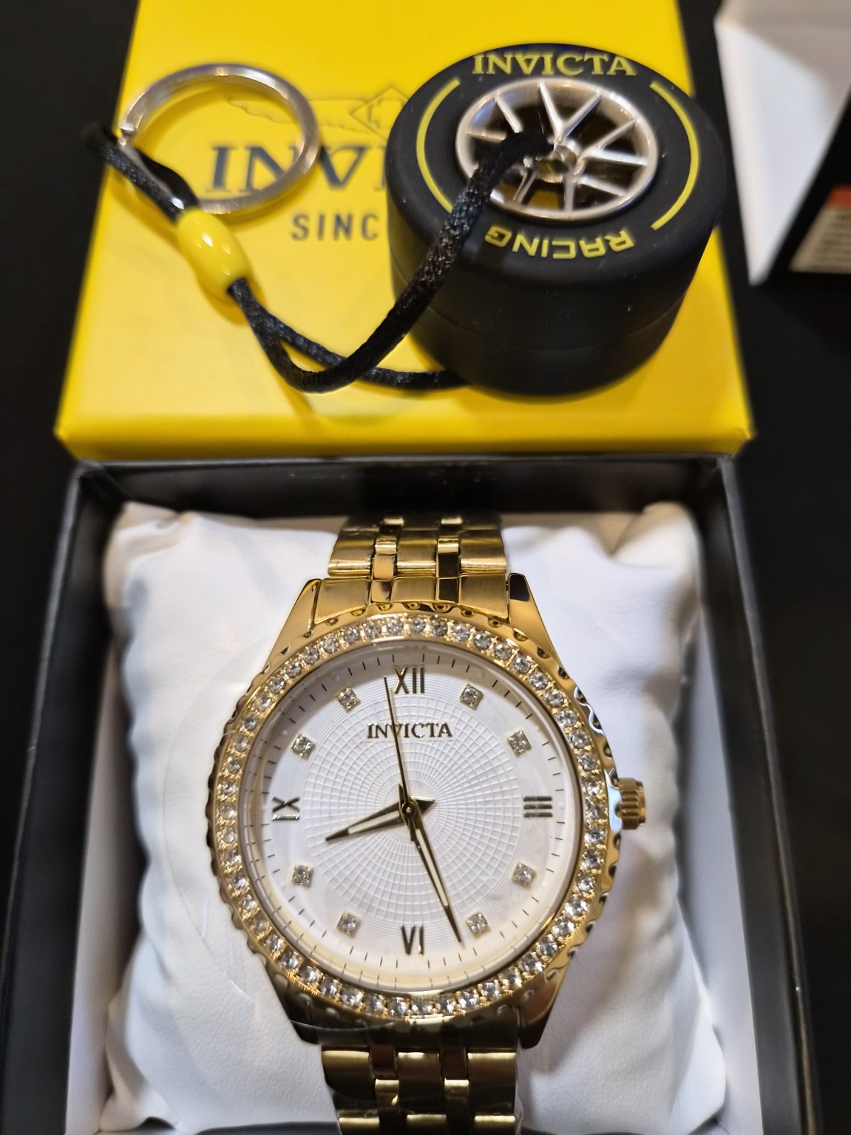 Invicta Specialty Men’s Watch 40mm Gold With Invicta Racing Tire Keychain