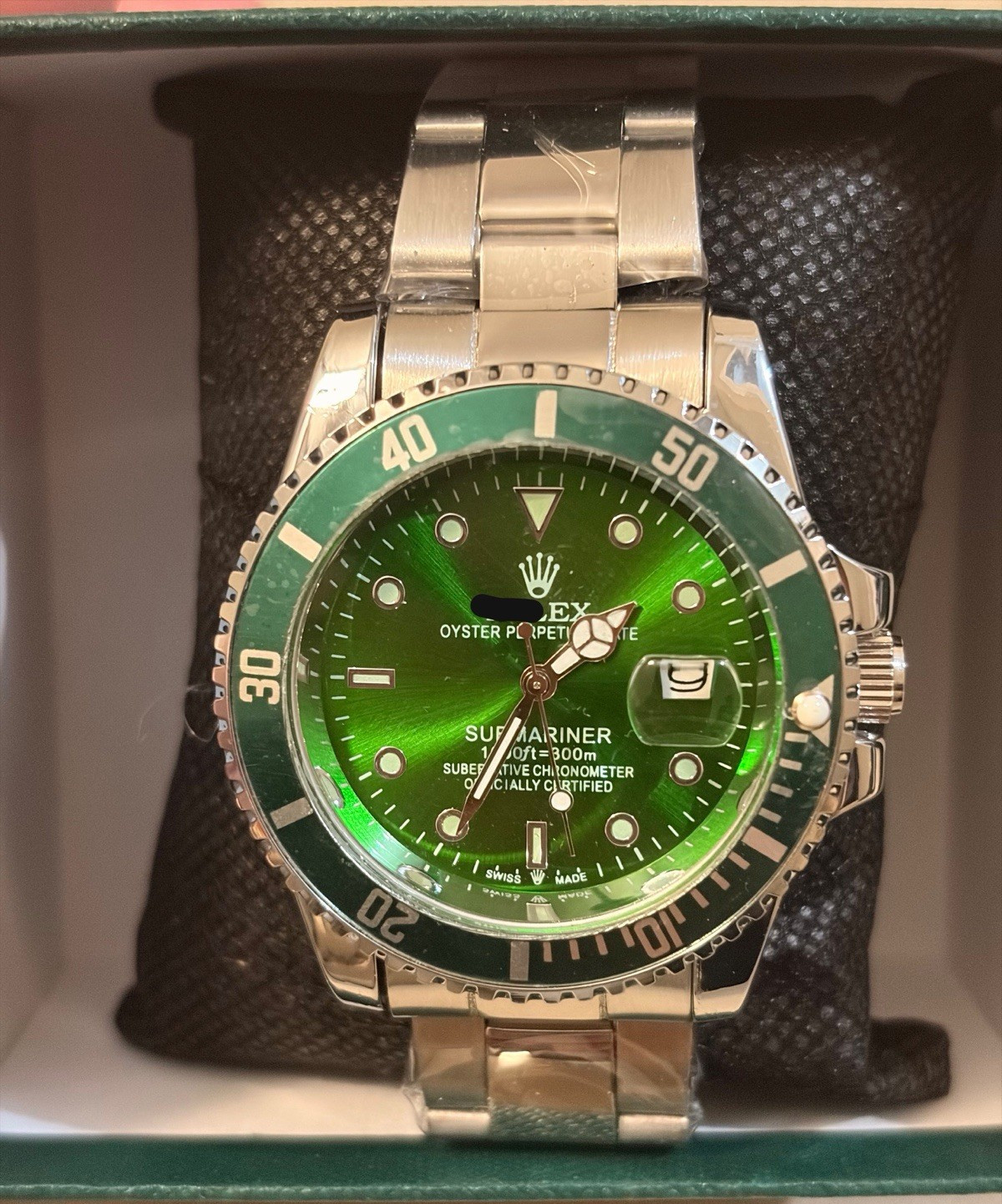 Luxury watch quartz