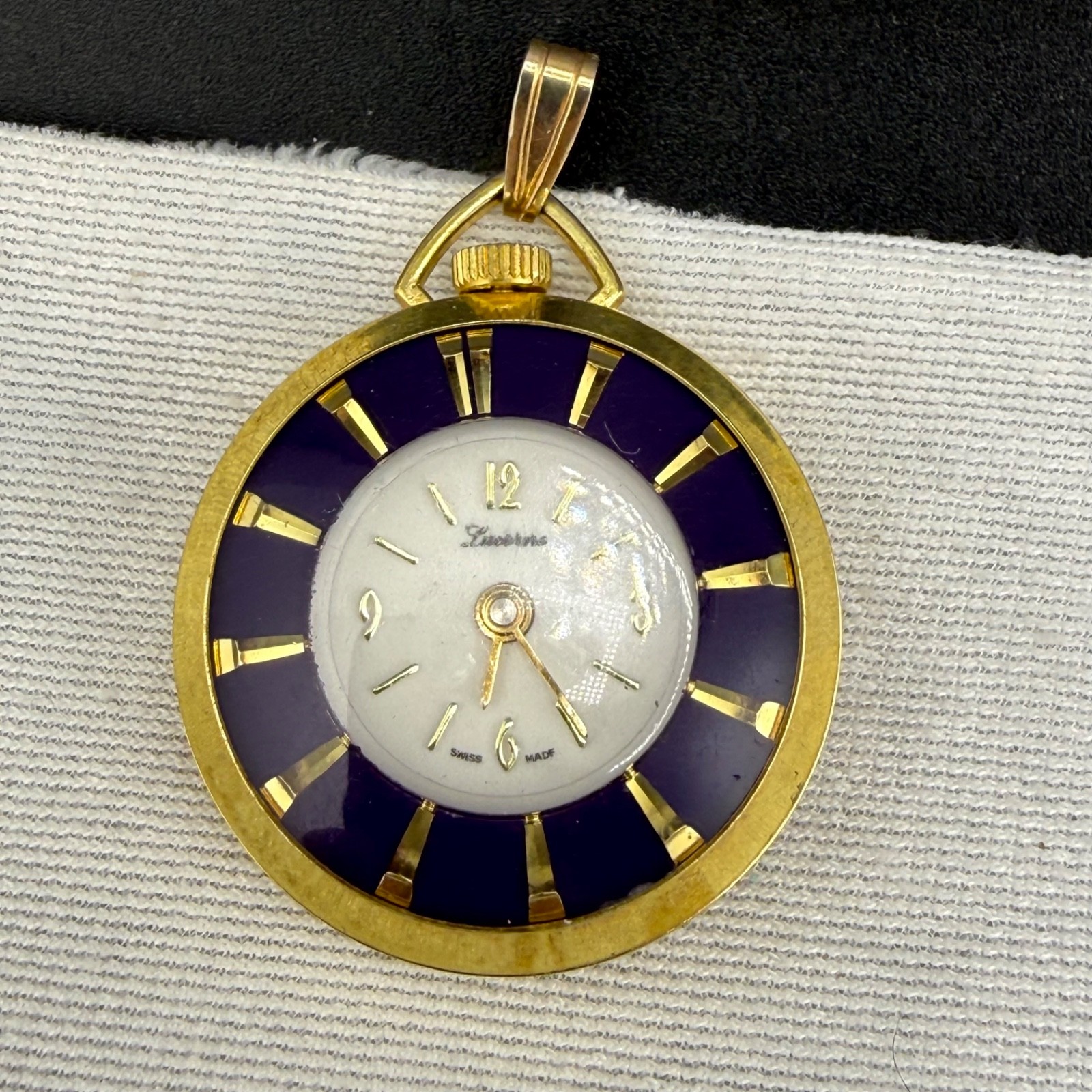 Vintage Lucerne Woman’s Pocket Watch Gold Tone Blue Enamel Does Not Wind Or Tick