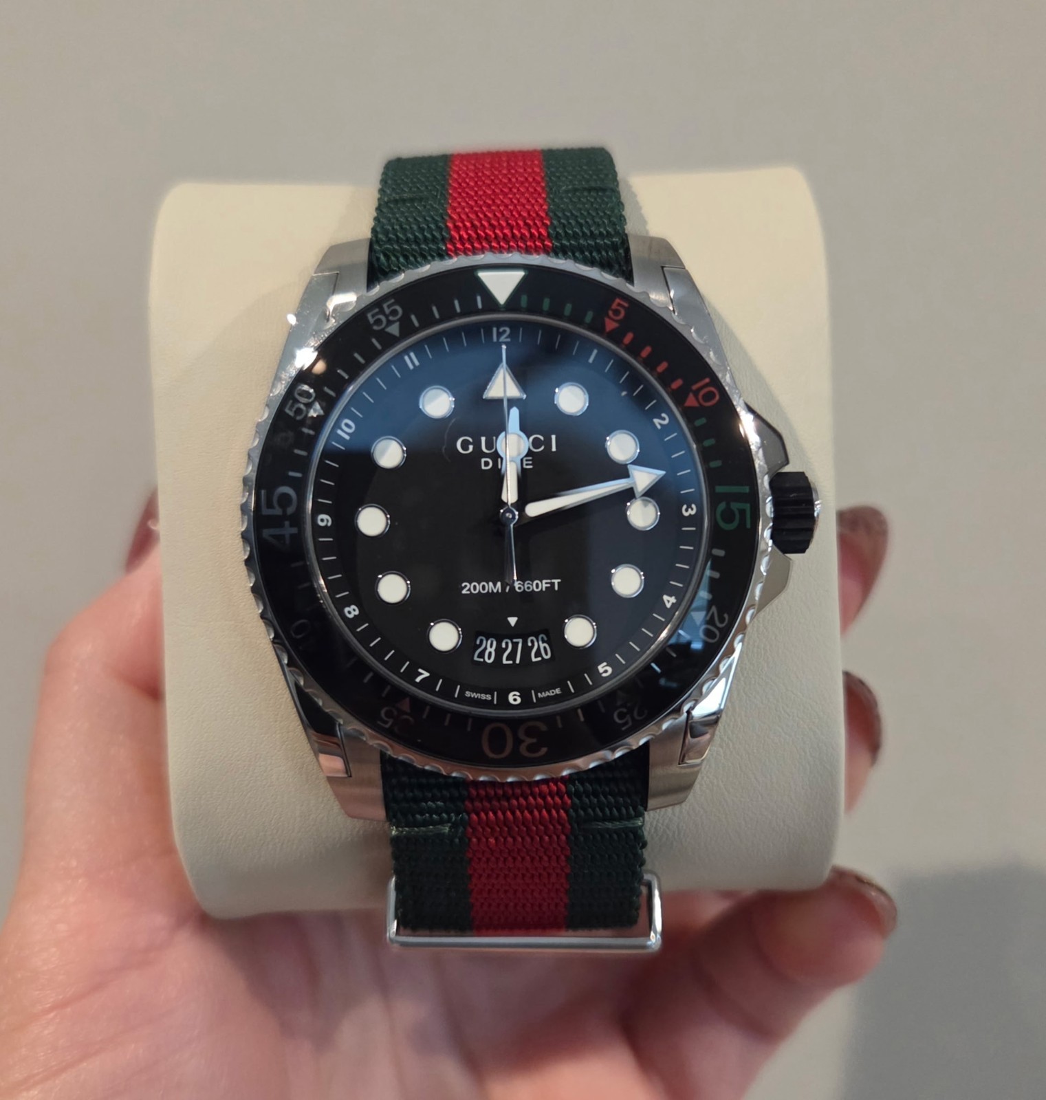 Gucci Dive 45mm Steel Black Dial Quartz Men Watch YA136209