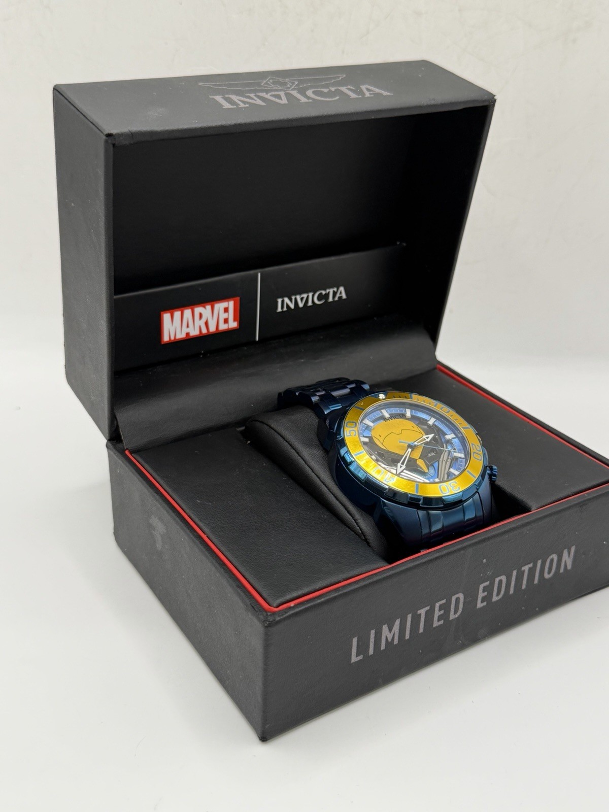 Invicta Marvel X-Men Wolverine Watch Limited Edition With Box + Papers Clean